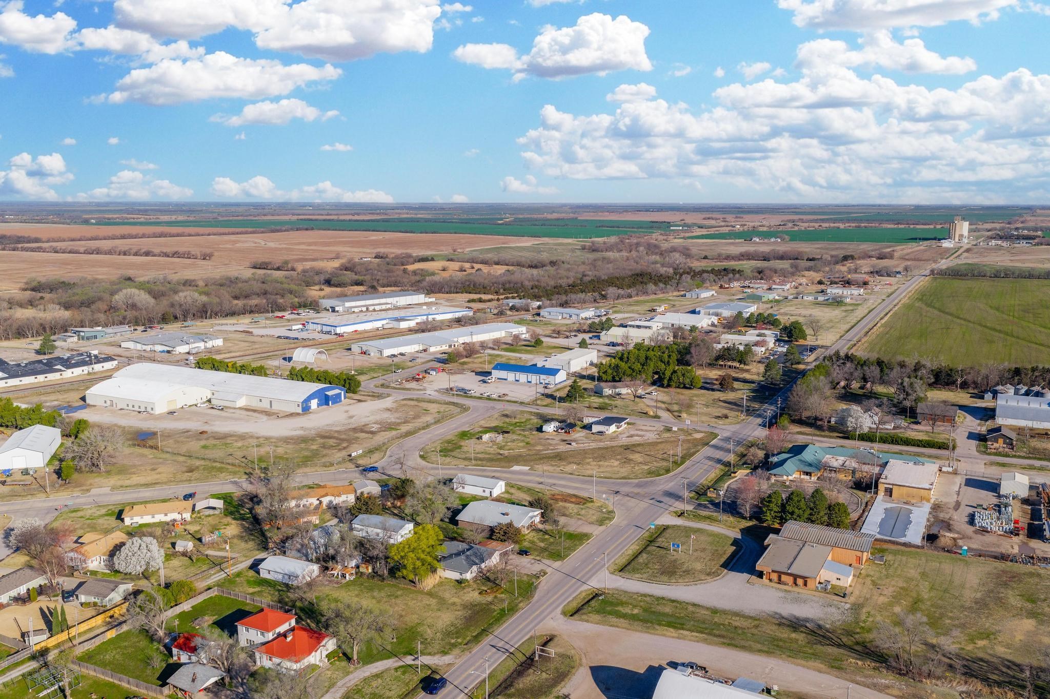202 E Hillside Wellington KS 67152