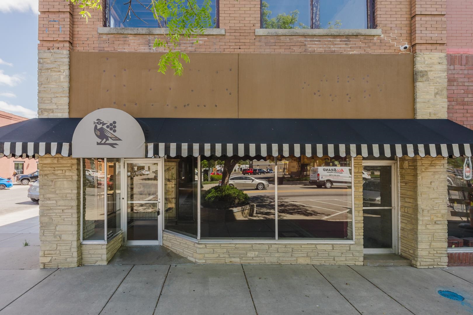 1001 W Douglas Avenue Wichita KS 67213