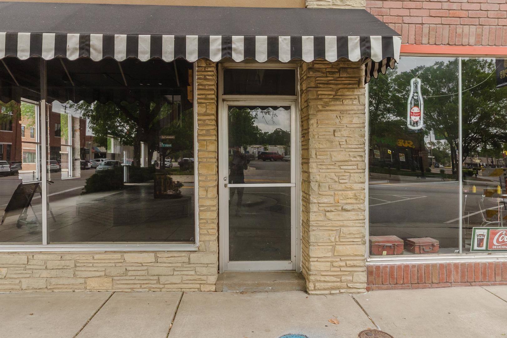 1001 W Douglas Avenue Wichita KS 67213
