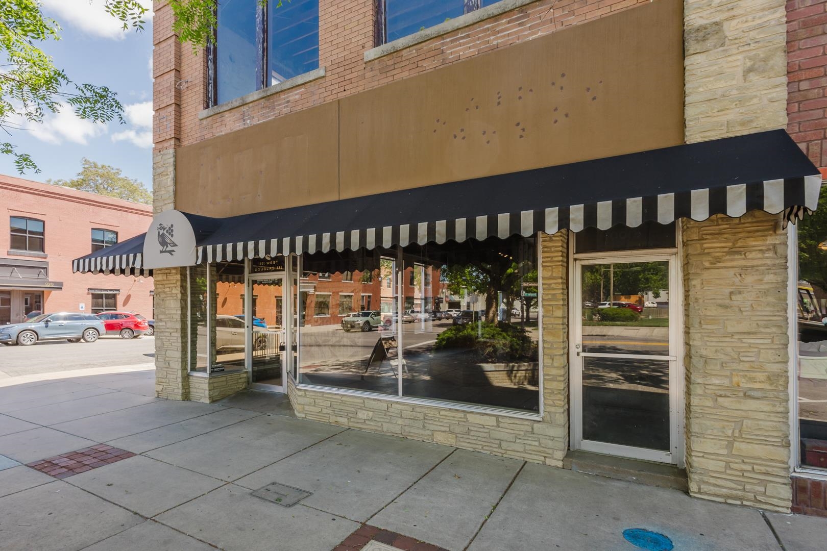 1001 W Douglas Avenue Wichita KS 67213