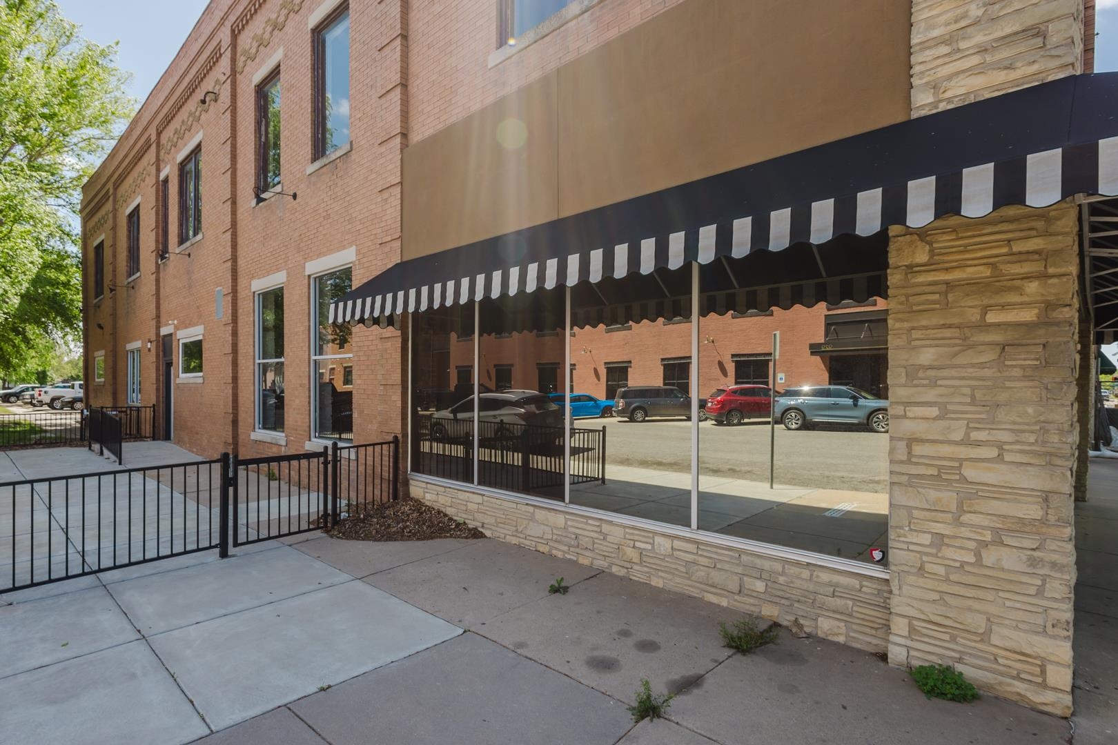 1001 W Douglas Avenue Wichita KS 67213