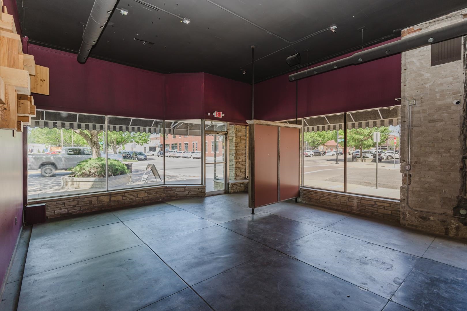 1001 W Douglas Avenue Wichita KS 67213