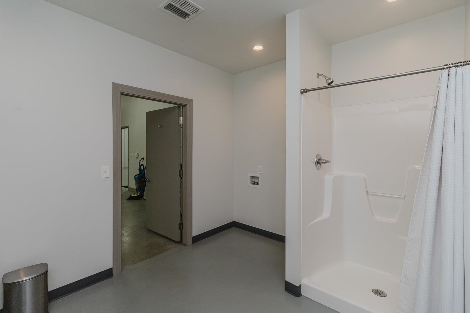 2325 S Crest Wichita KS 67207