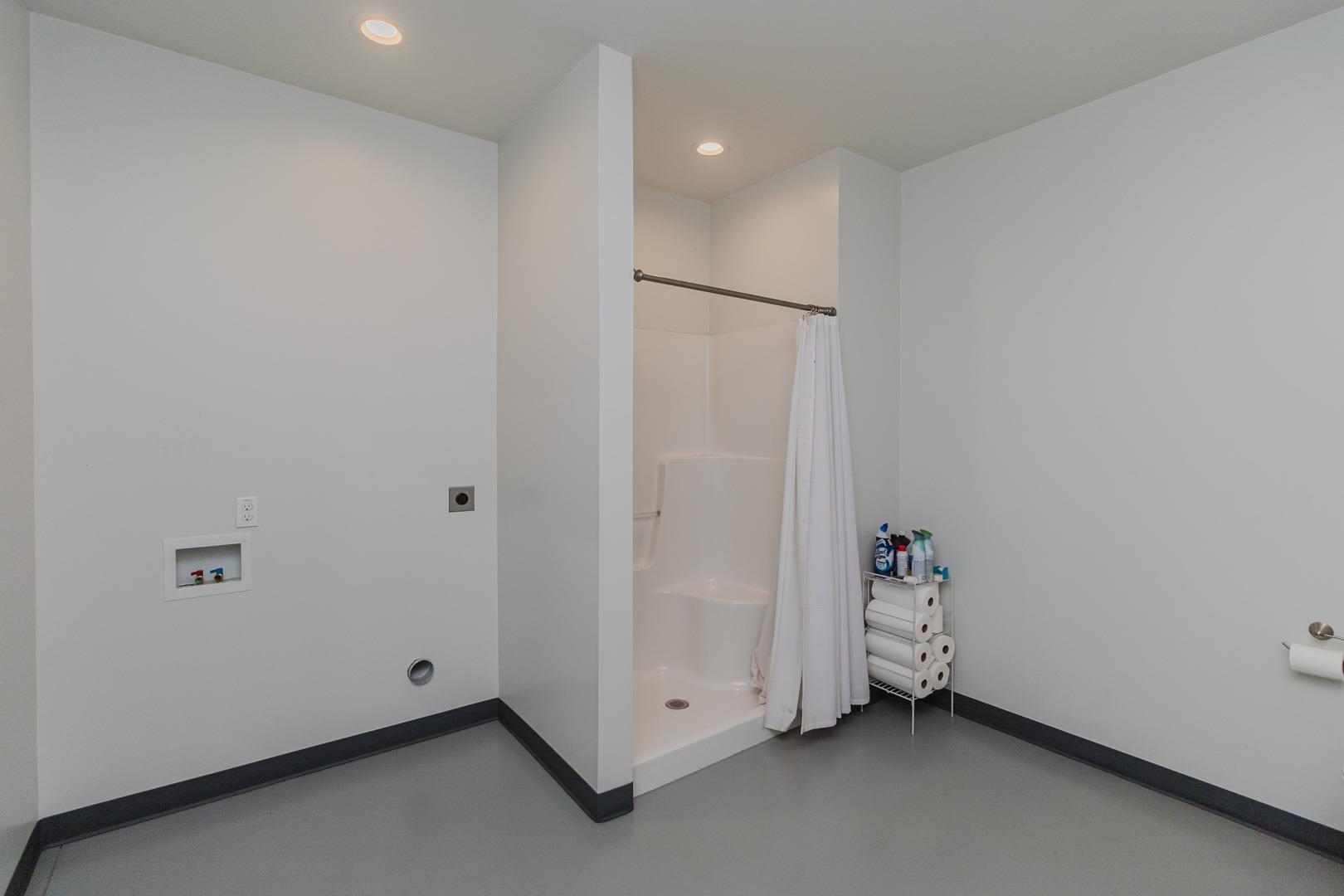 2325 S Crest Wichita KS 67207
