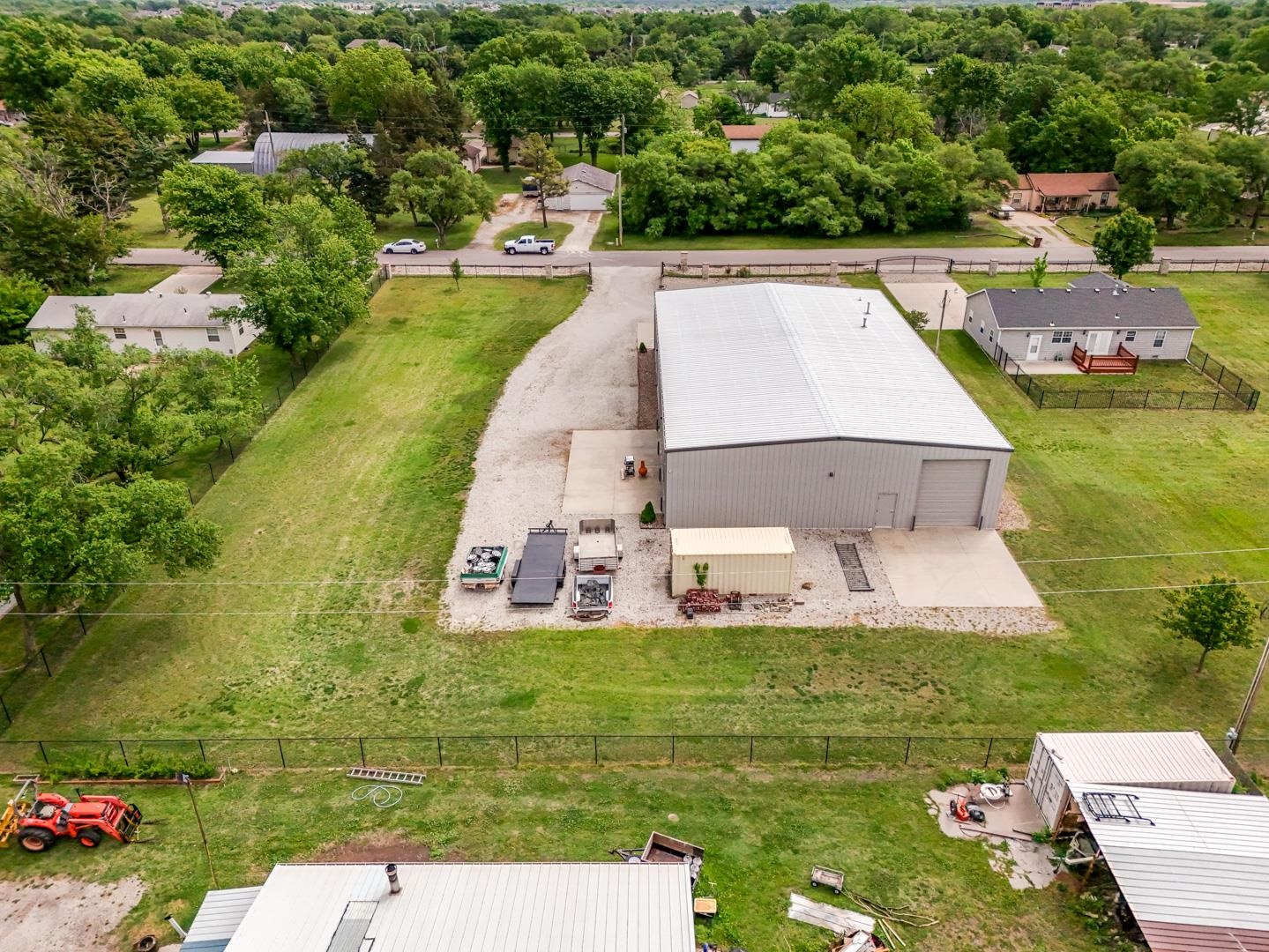 2325 S Crest Wichita KS 67207