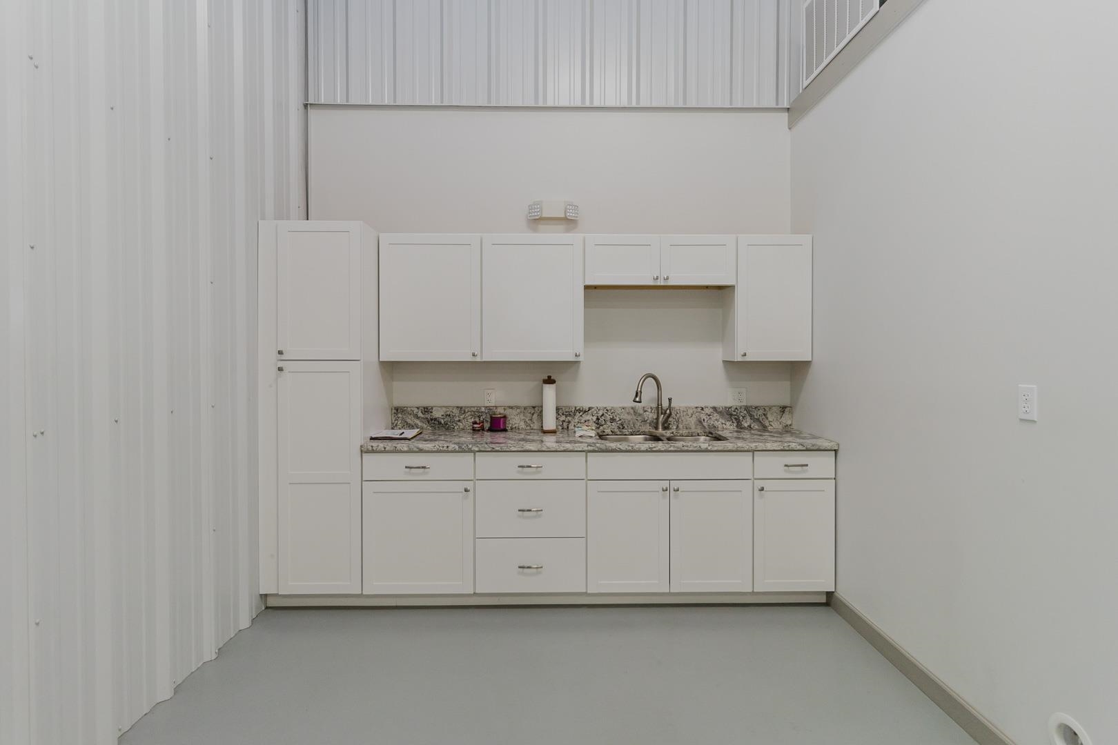2325 S Crest Wichita KS 67207