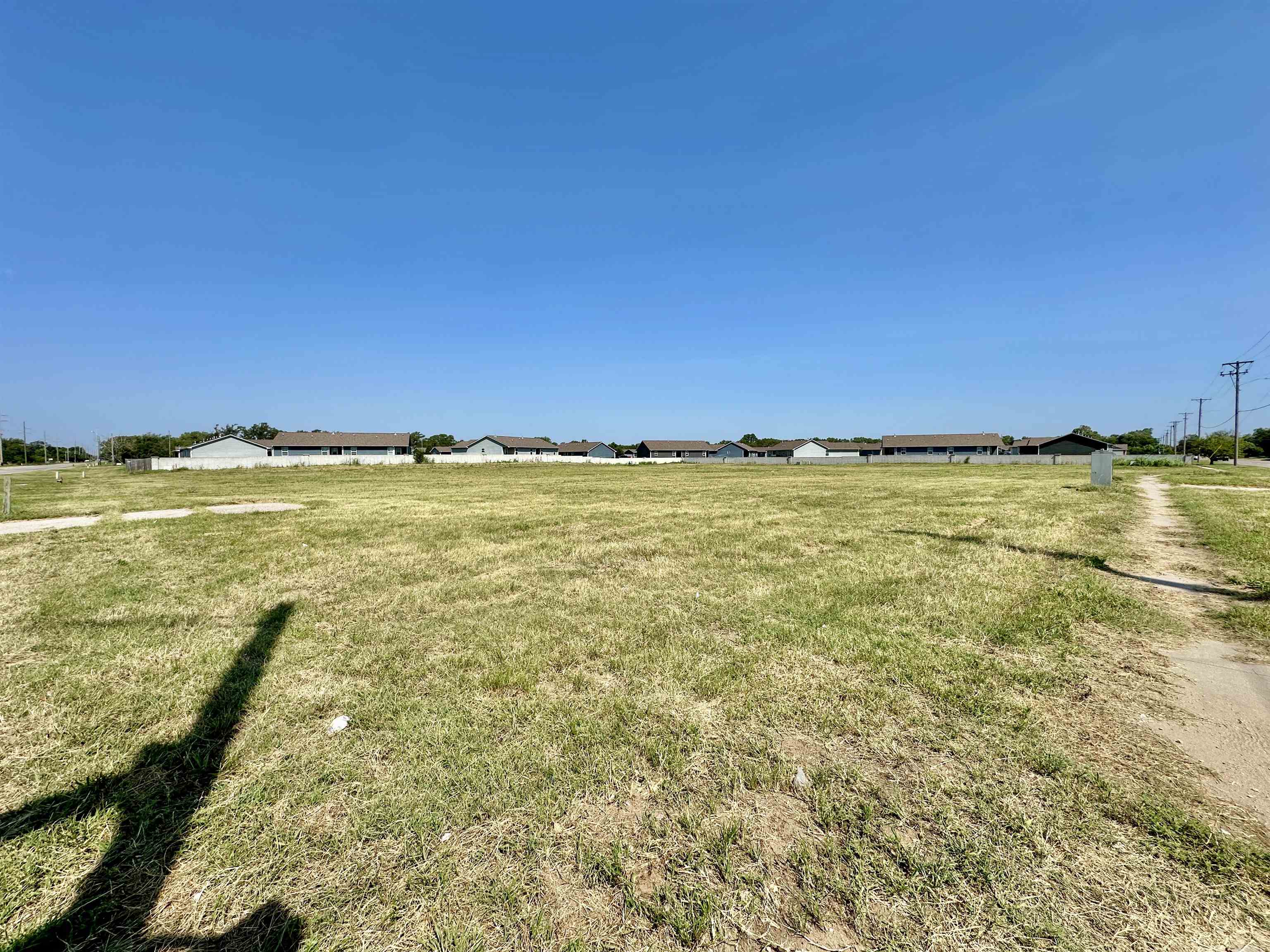 5515 S Seneca Wichita KS 67217
