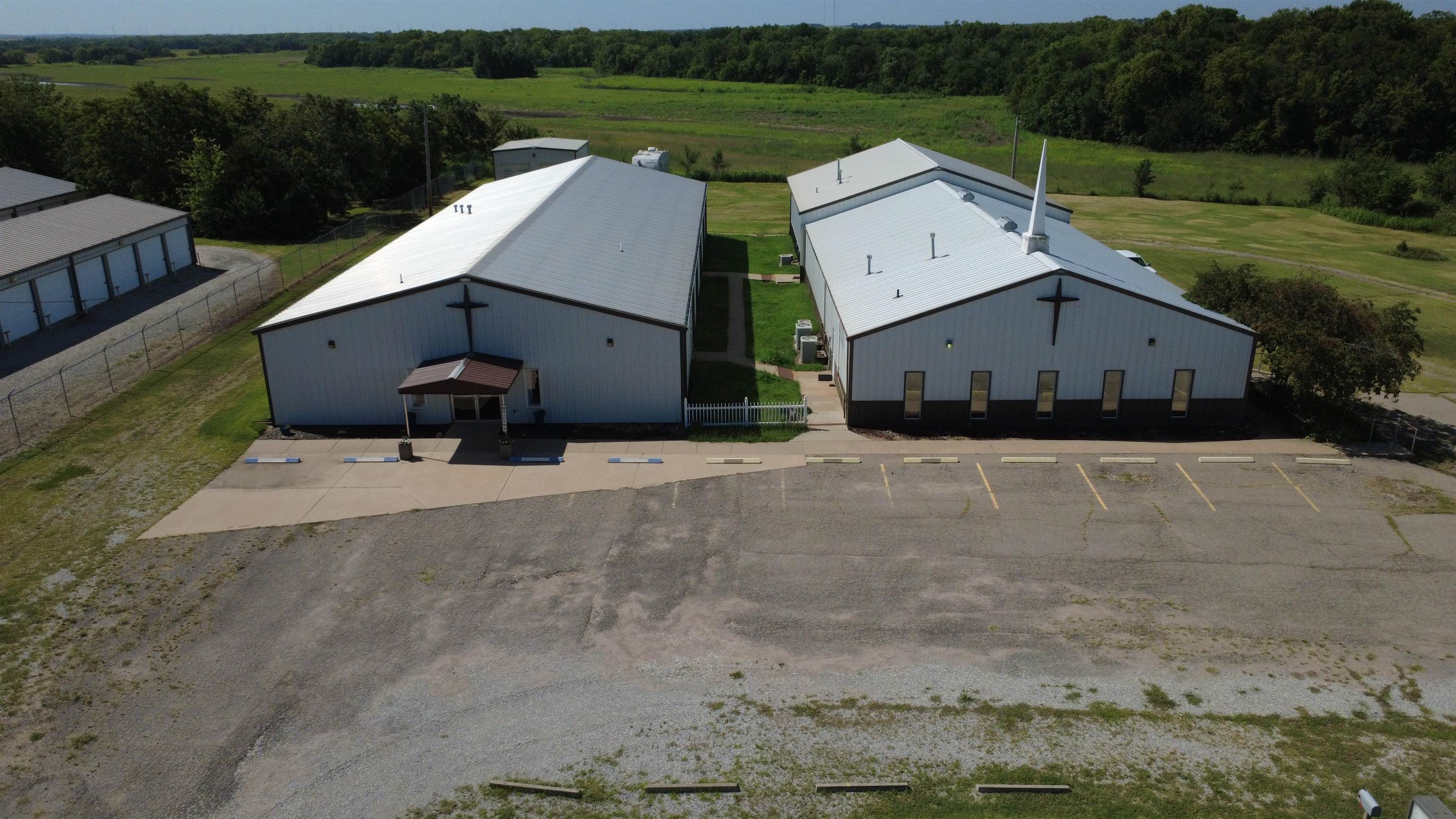 326 W Botkin Street Wellington KS 67152