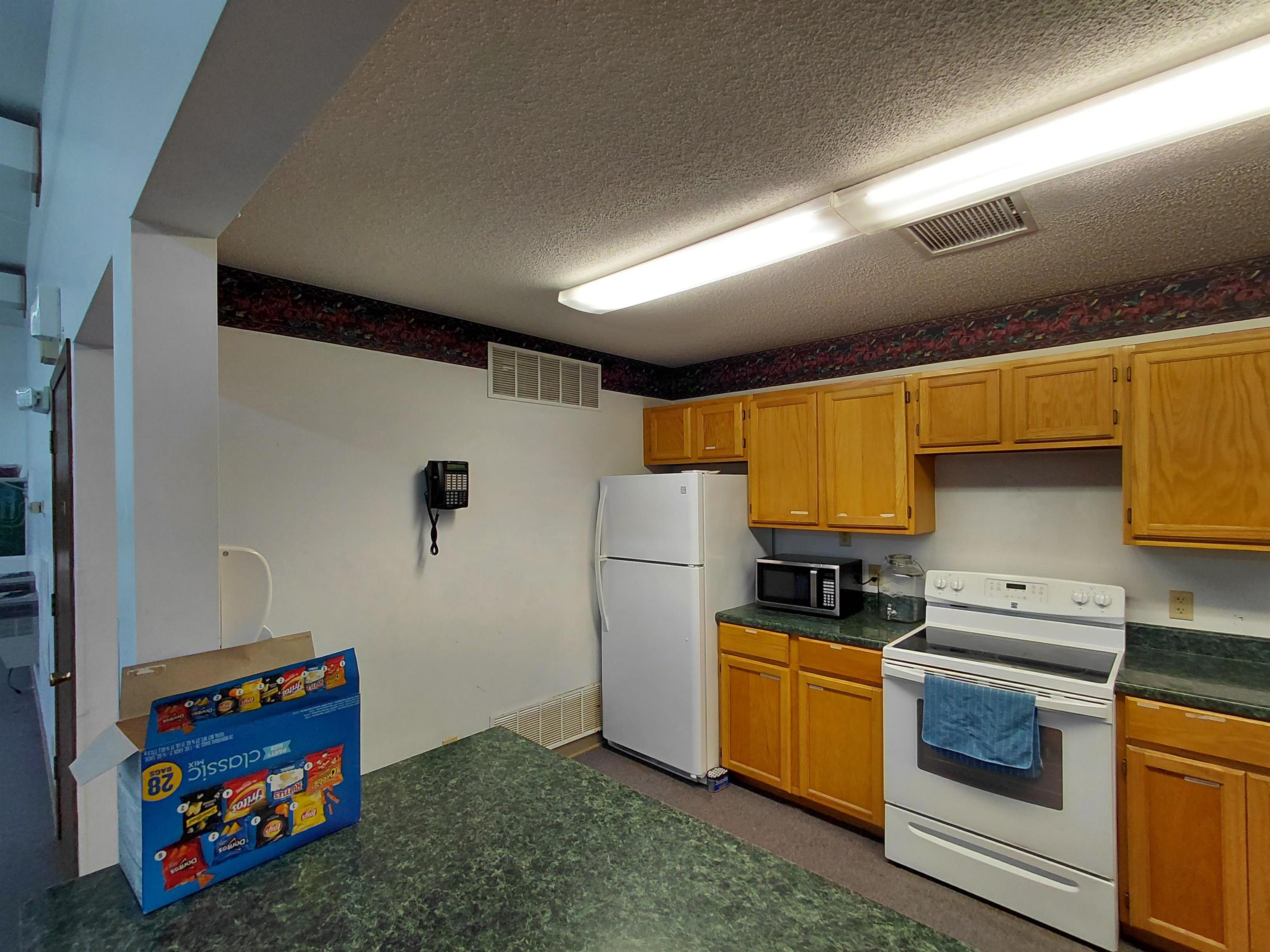 326 W Botkin Street Wellington KS 67152