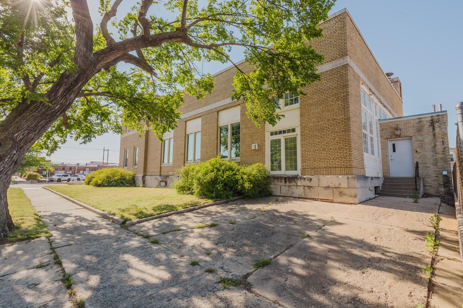 920 Millington Winfield KS 67156
