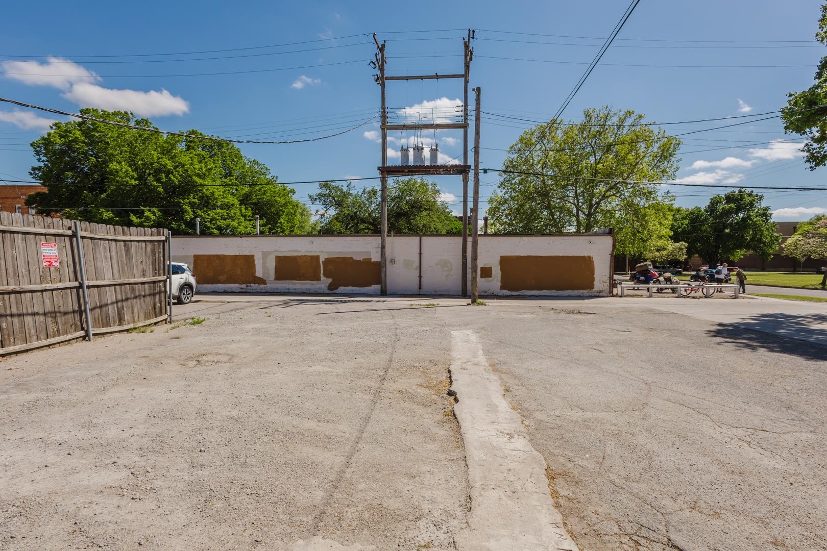 1115 W Douglas Wichita KS 67213