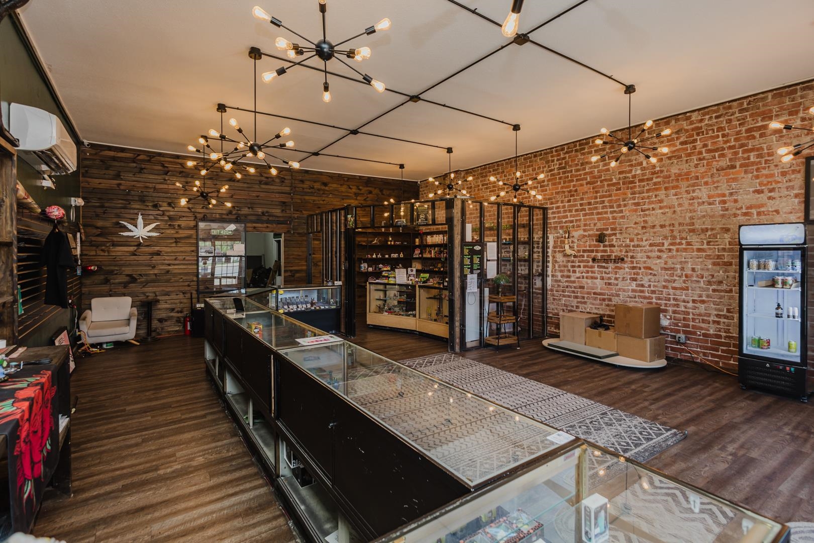 1115 W Douglas Wichita KS 67213