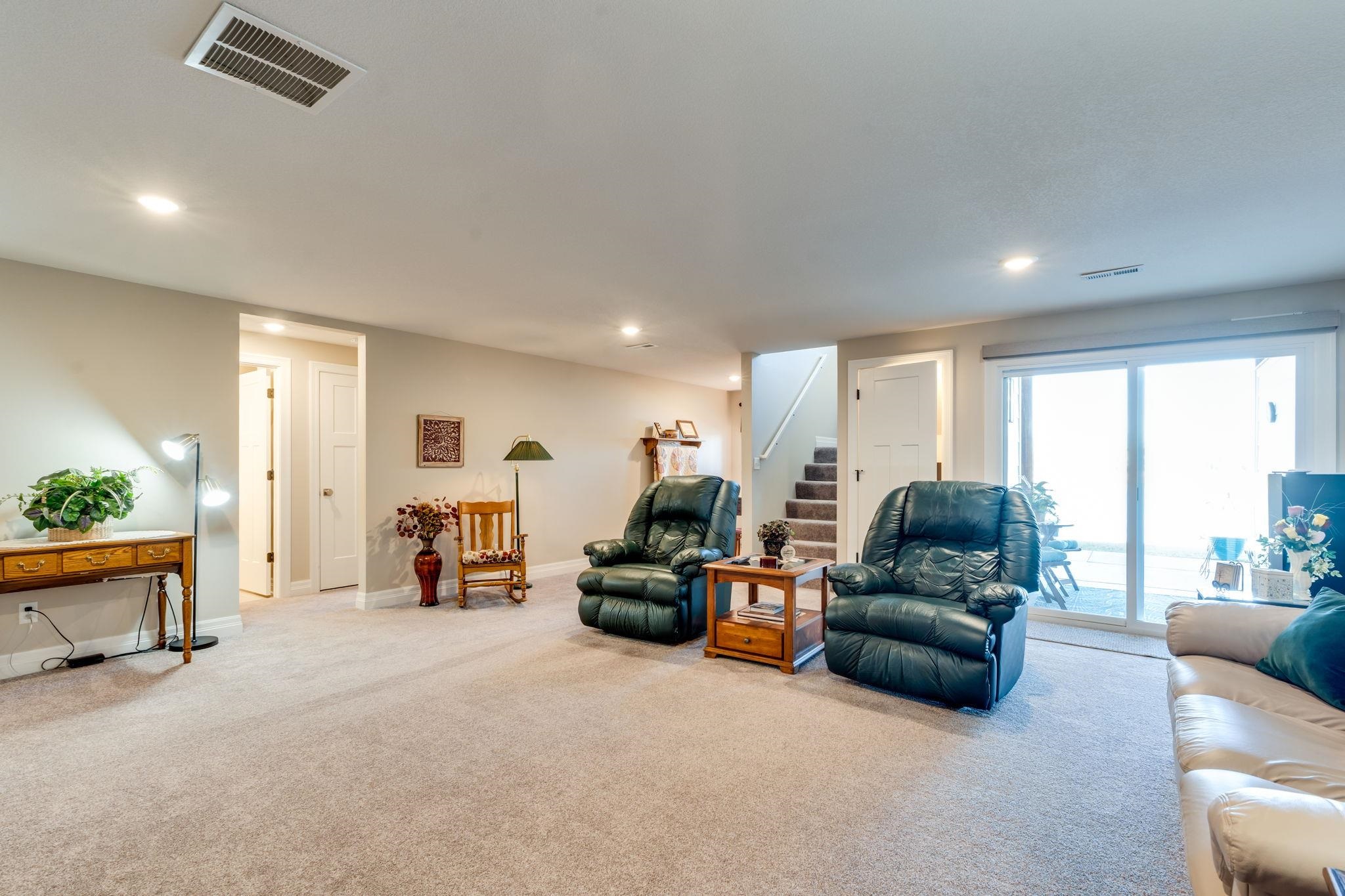 918 N Bayshore Street Wichita KS 67212