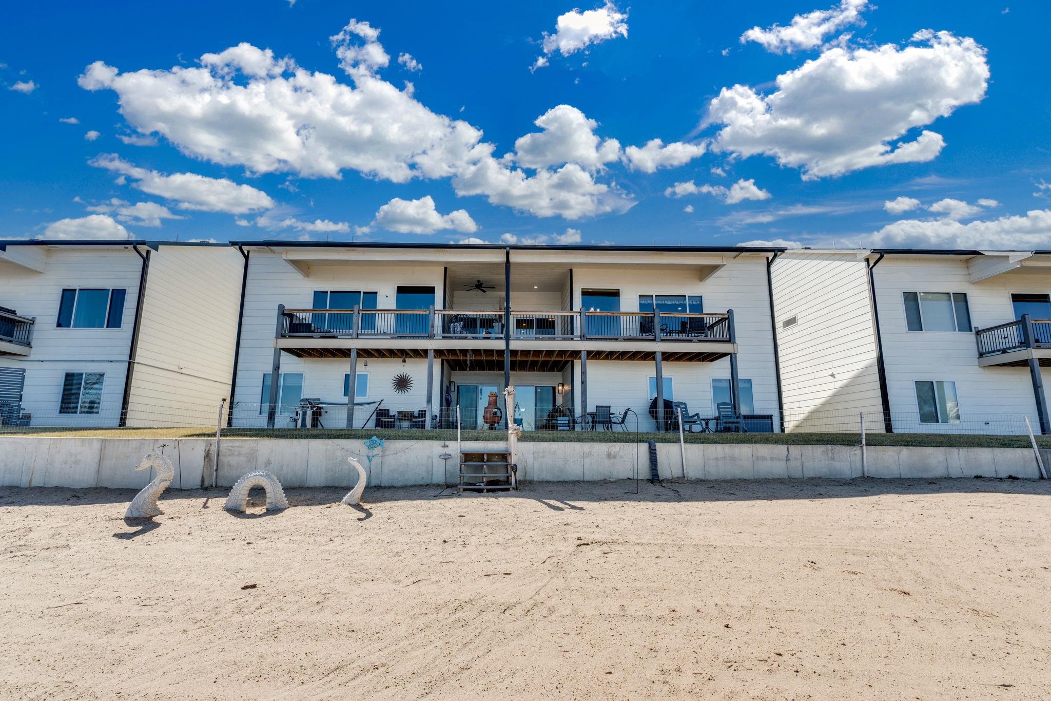 918 N Bayshore Street Wichita KS 67212