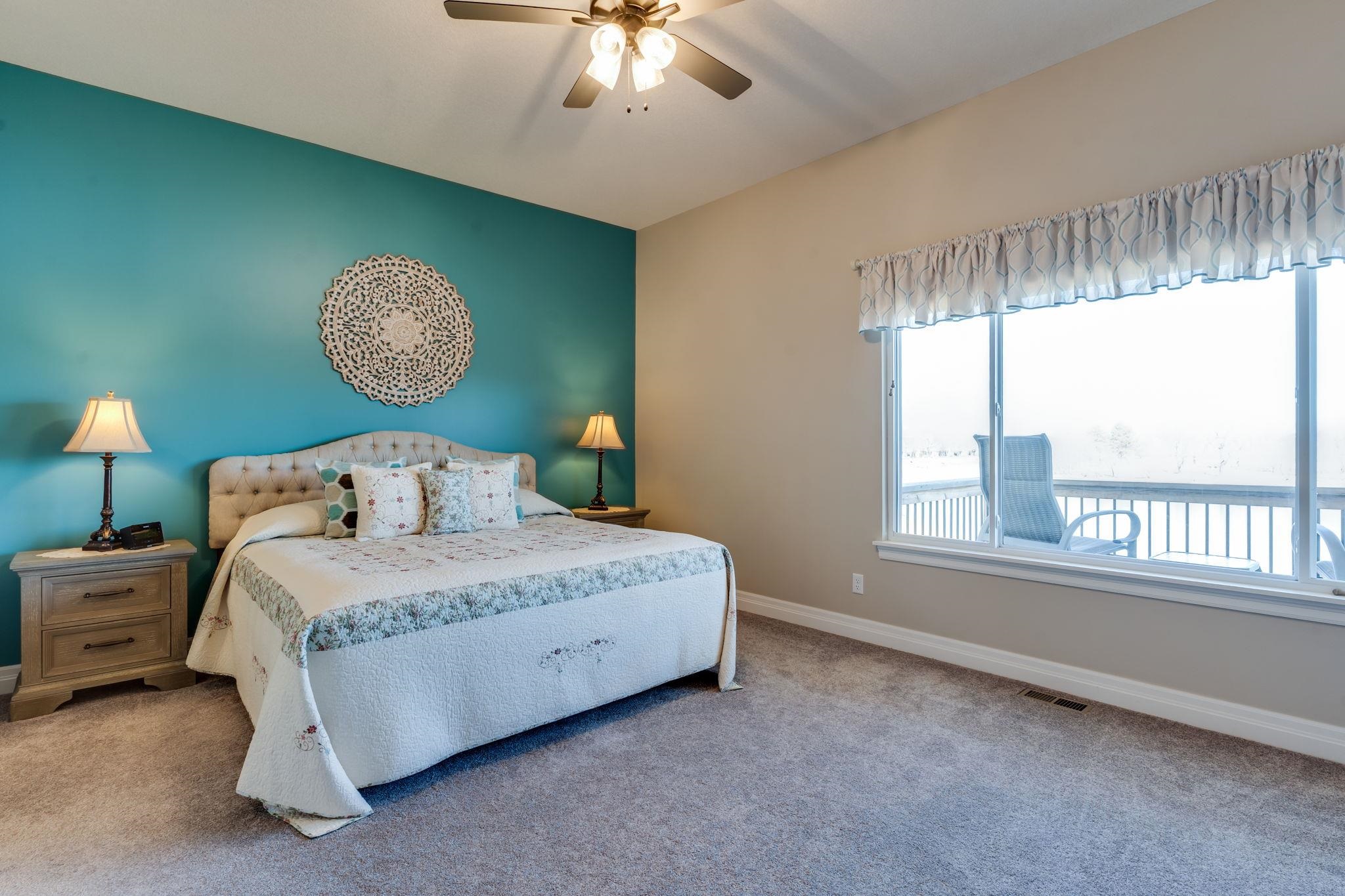 918 N Bayshore Street Wichita KS 67212
