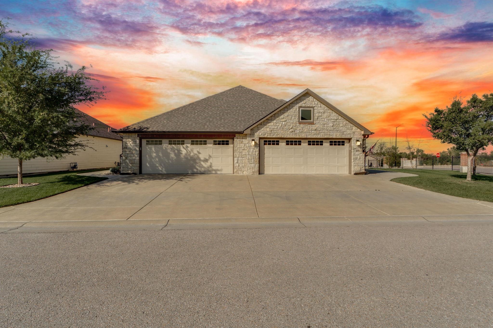 818 N Mccloud Circle Andover KS 67002-8922