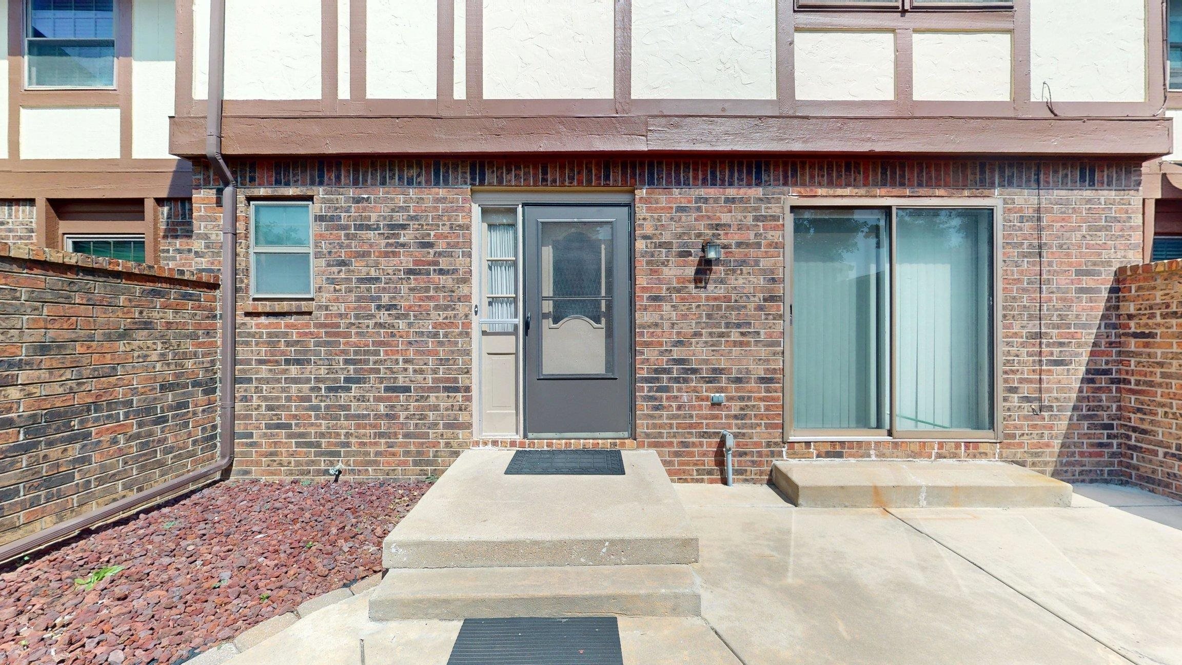 8930 W Suncrest Wichita KS 67212