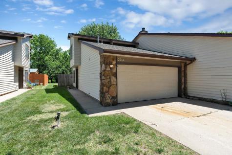 2014 N Woodlawn Boulevard Derby KS 67037-3129