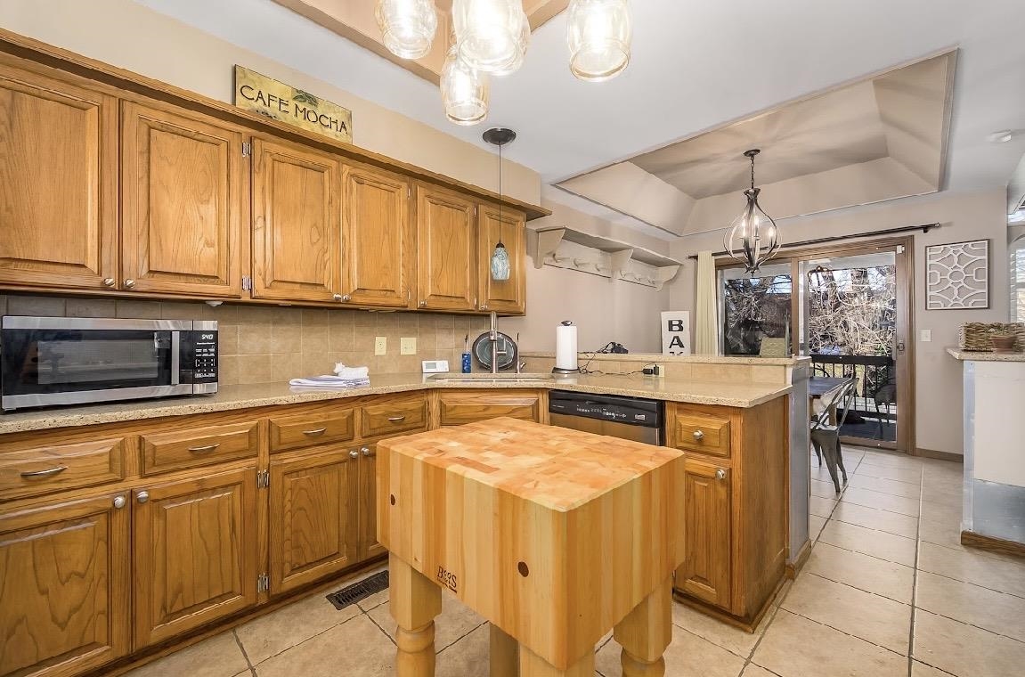 8220 E Douglas Avenue Wichita KS 67206-2344