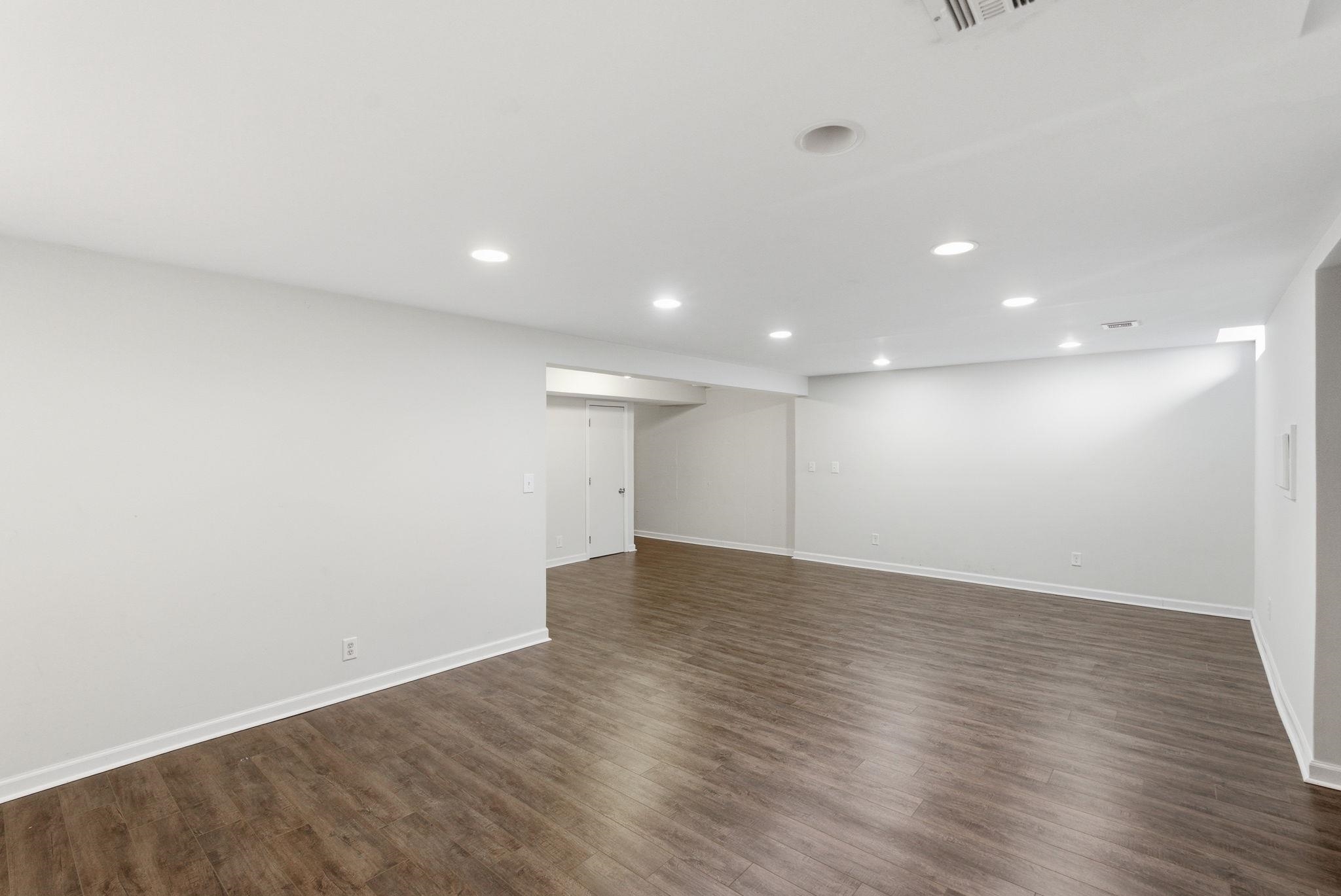 641 N Woodlawn Wichita KS 67208