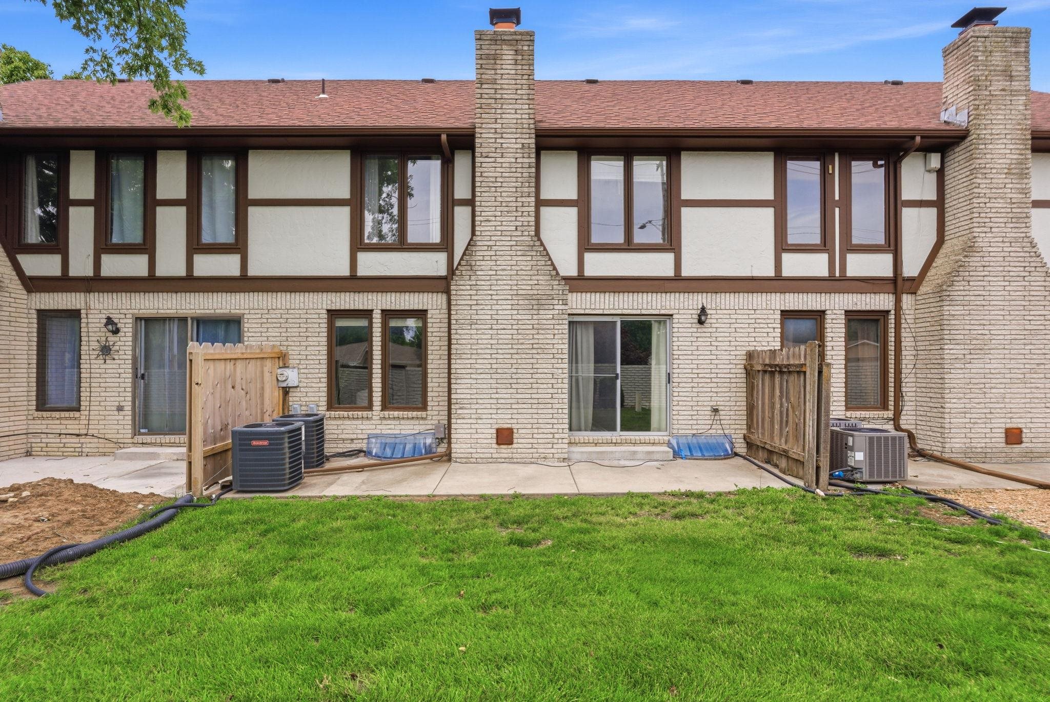 641 N Woodlawn Wichita KS 67208