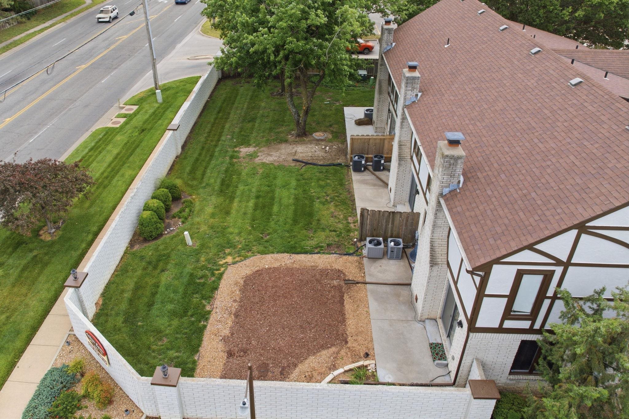 641 N Woodlawn Wichita KS 67208
