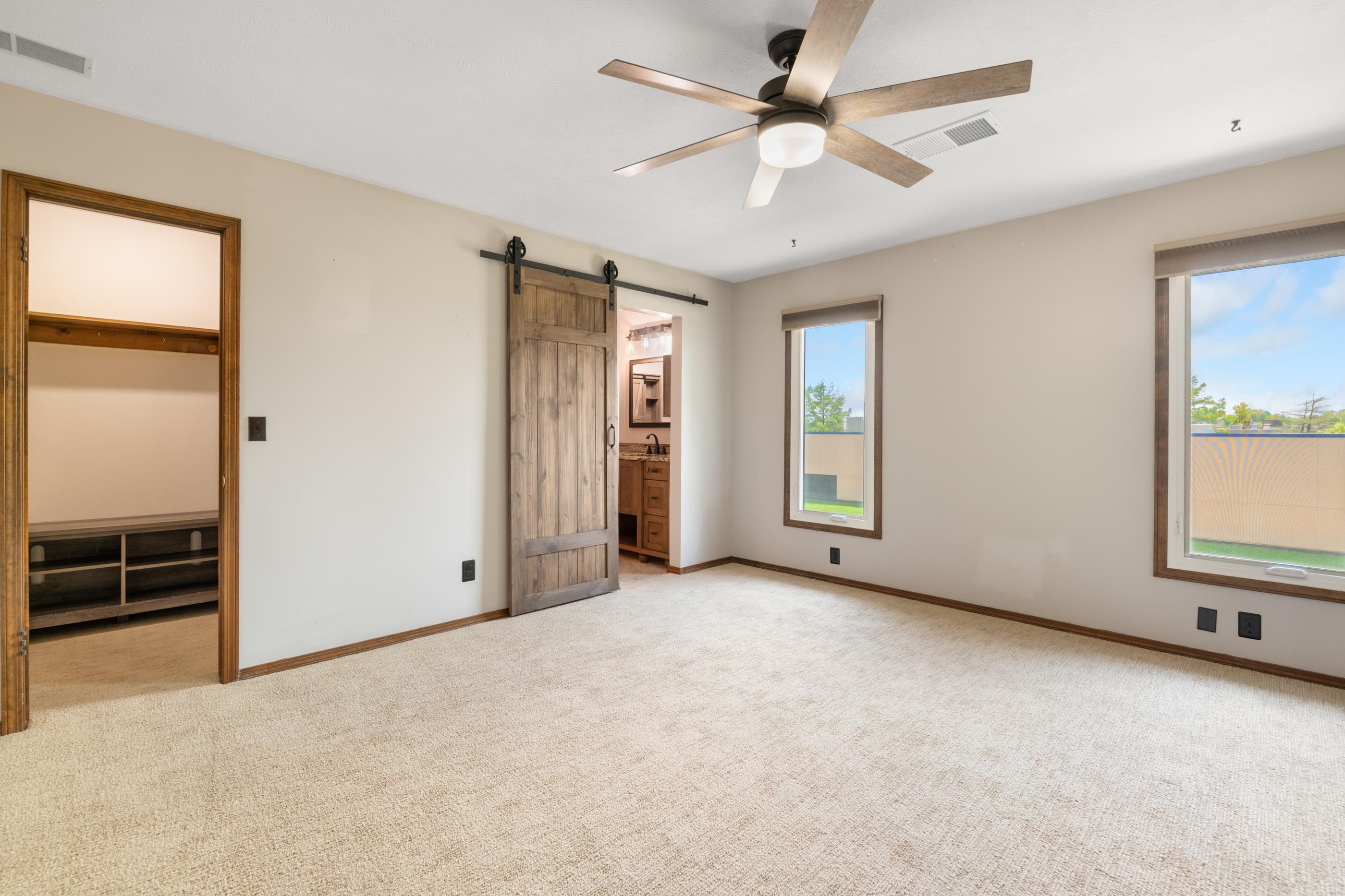 641 N Woodlawn Wichita KS 67208