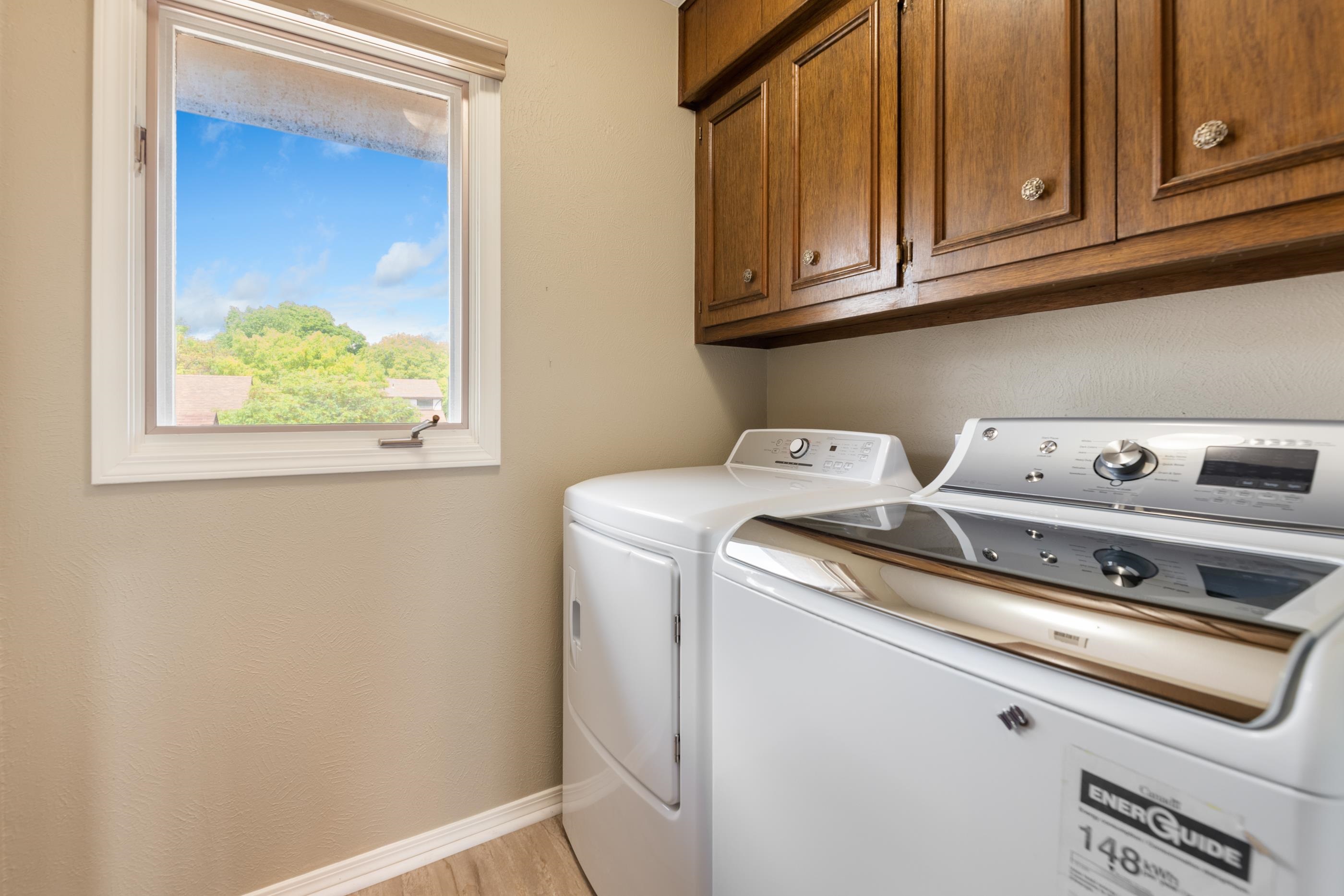 641 N Woodlawn Wichita KS 67208