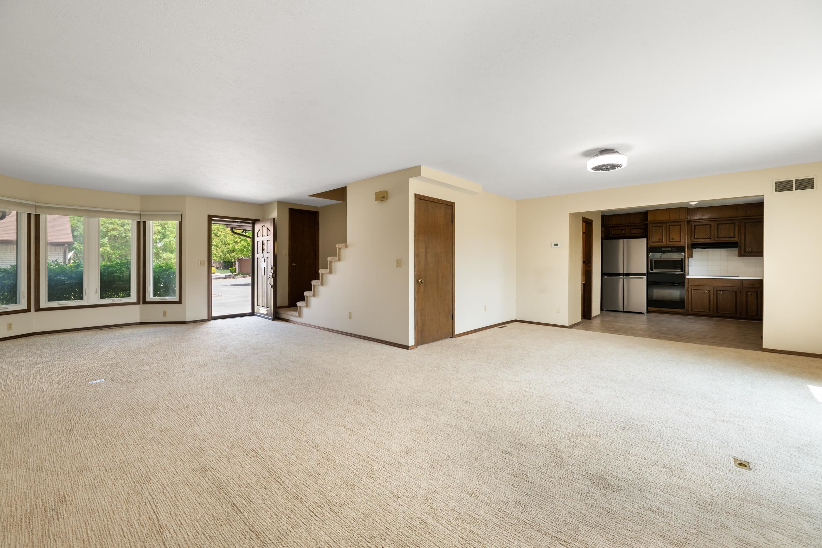 641 N Woodlawn Wichita KS 67208