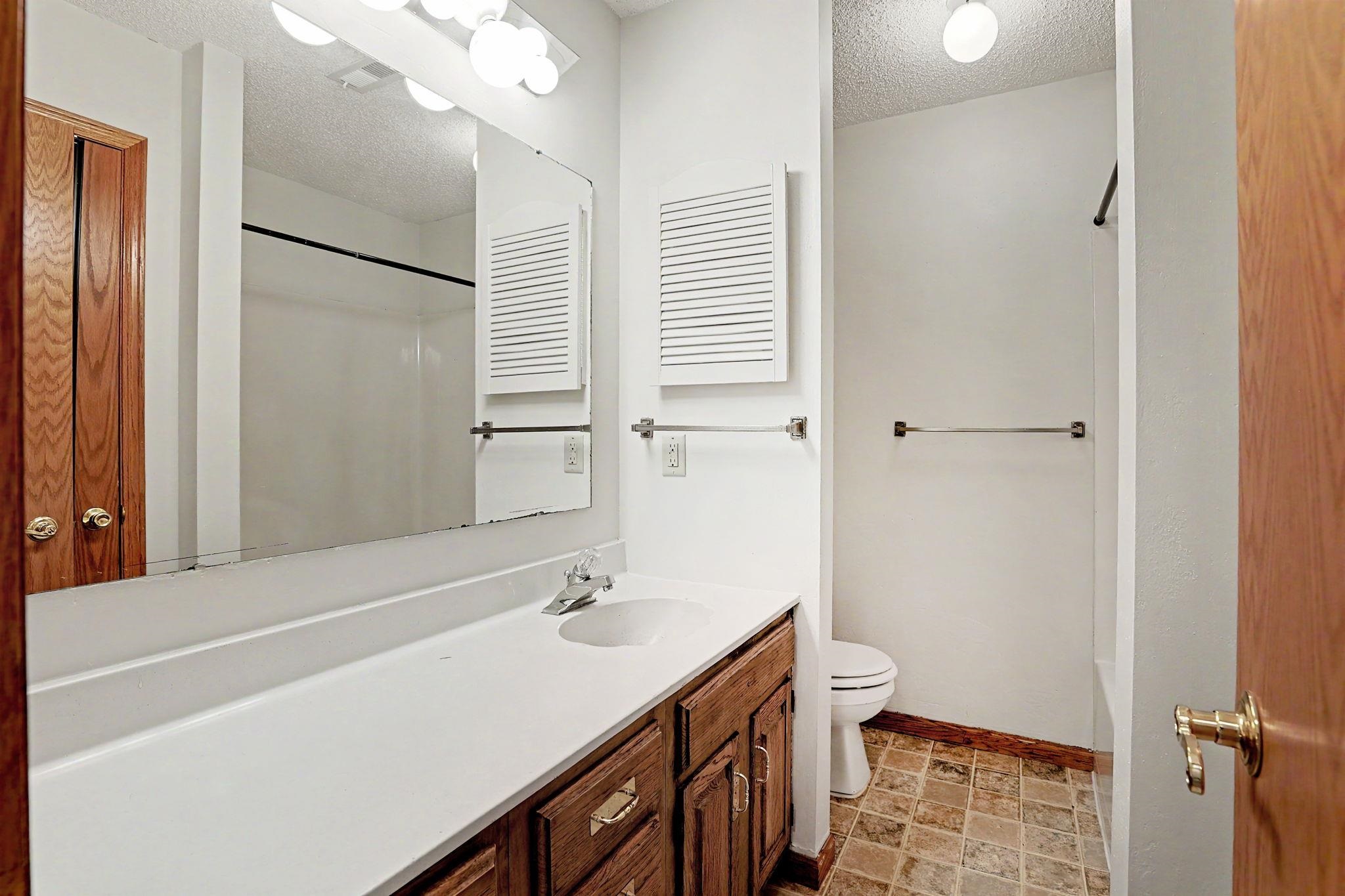 23 Chisholm Creek Drive Wichita KS 67220