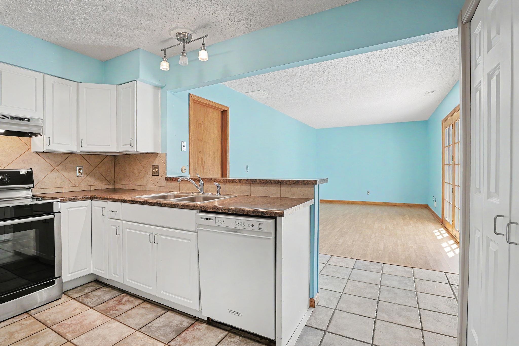23 Chisholm Creek Drive Wichita KS 67220