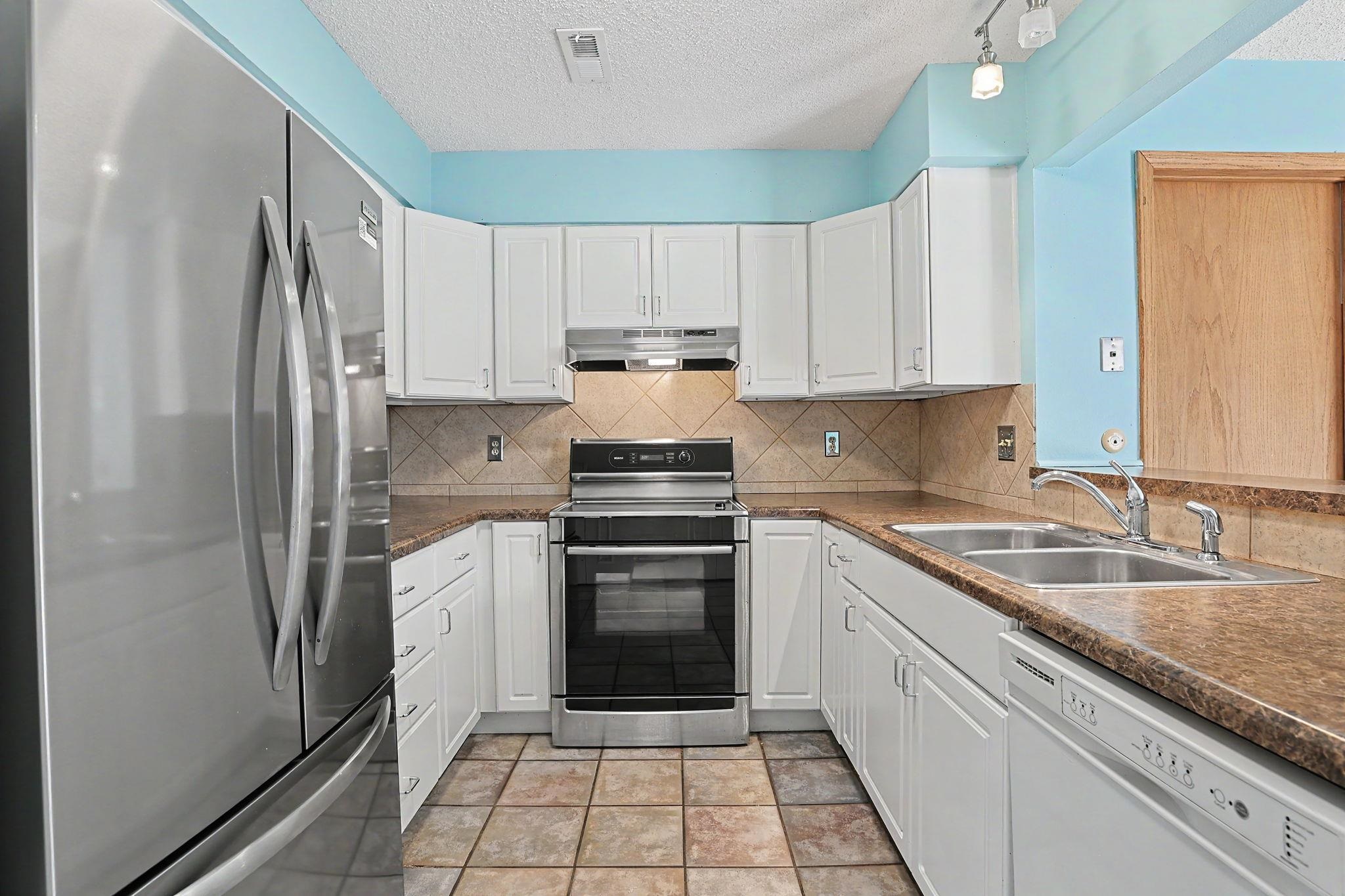 23 Chisholm Creek Drive Wichita KS 67220