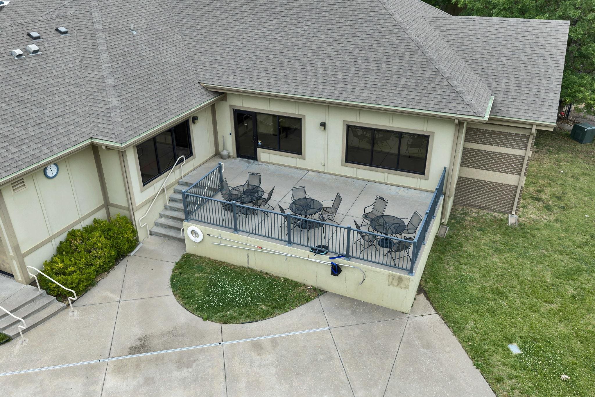 8201 E Harry Street Wichita KS 67207-4655