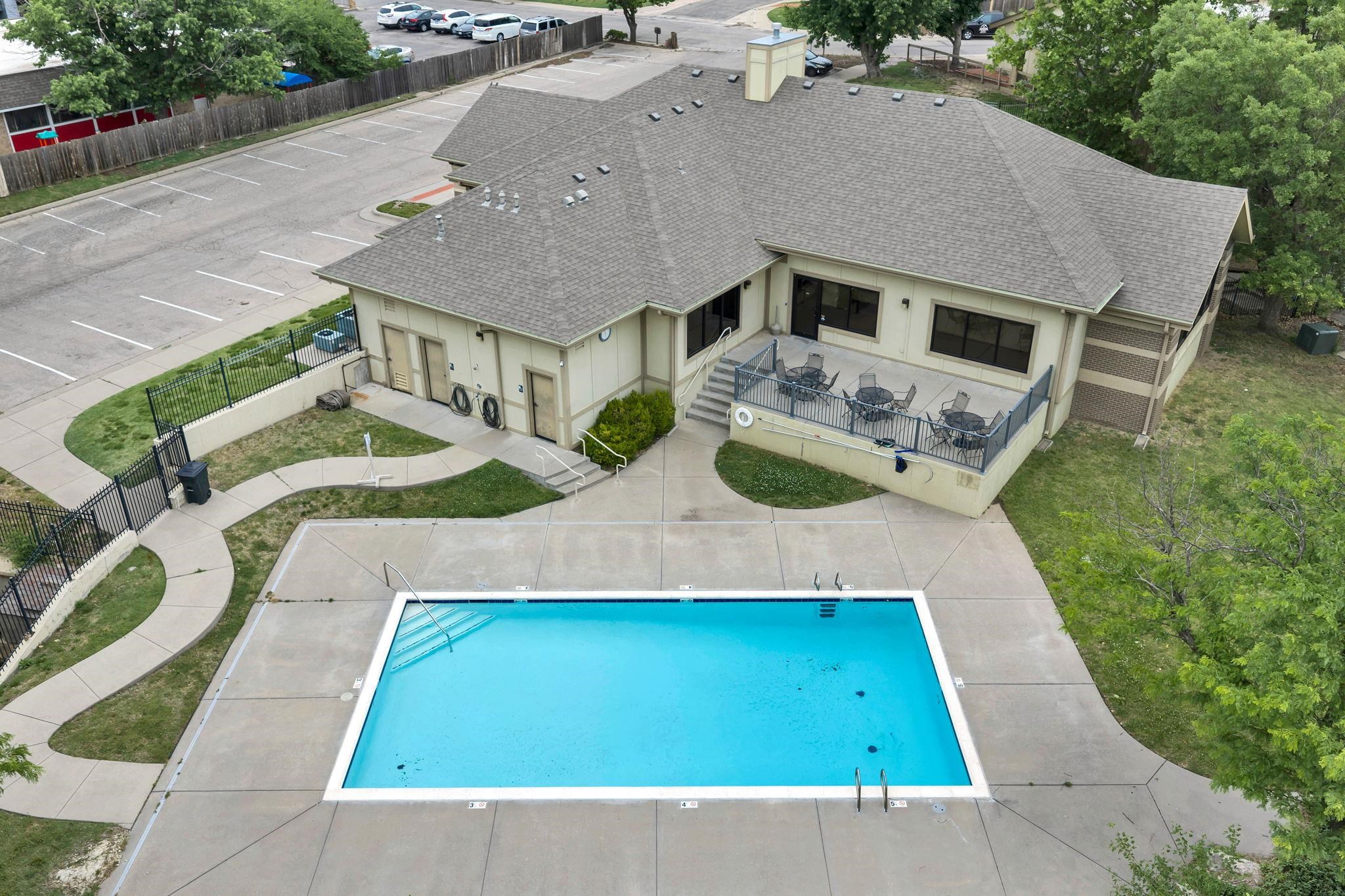 8201 E Harry Street Wichita KS 67207-4655