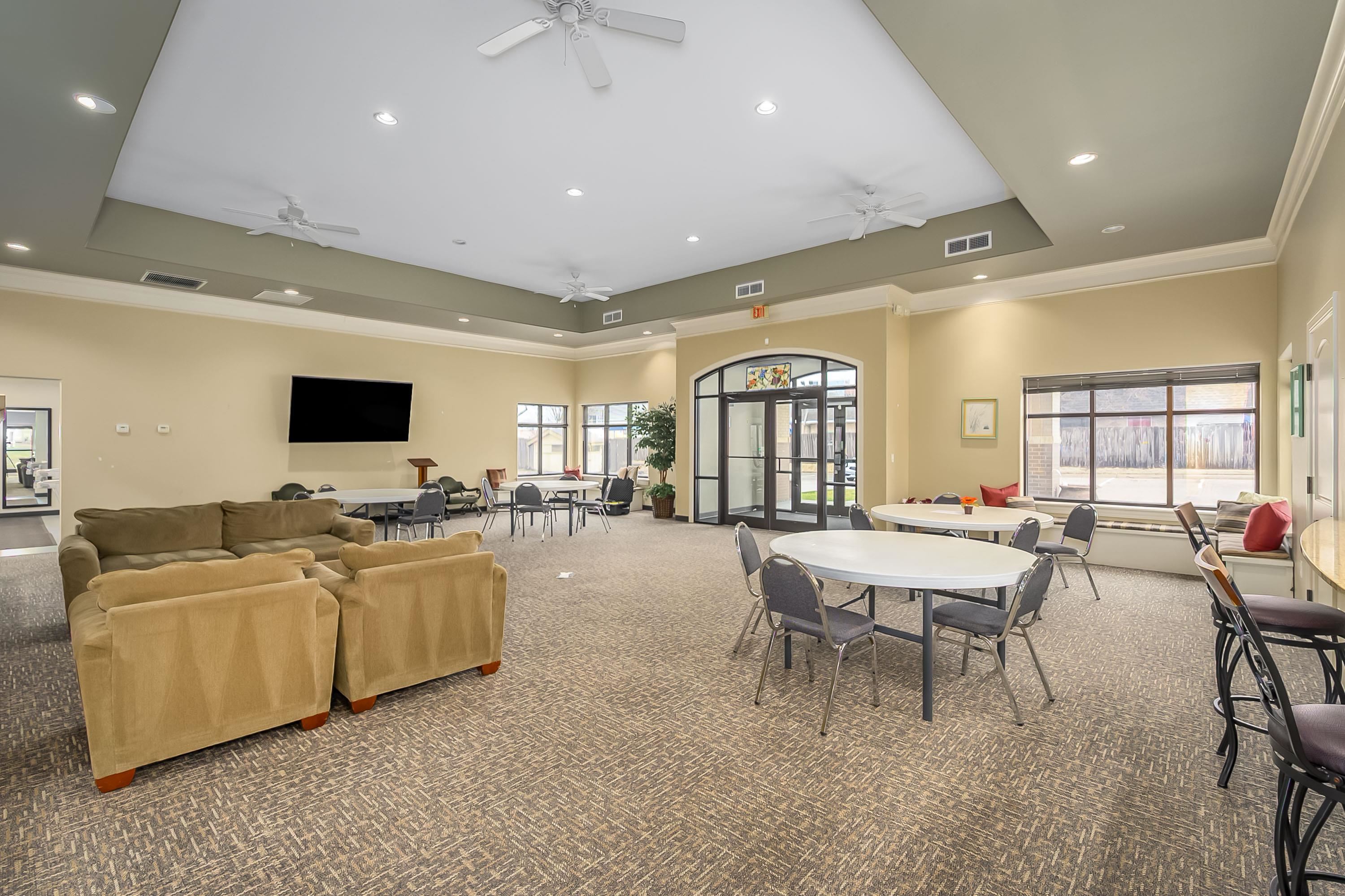 8201 E Harry Street Wichita KS 67207-4655