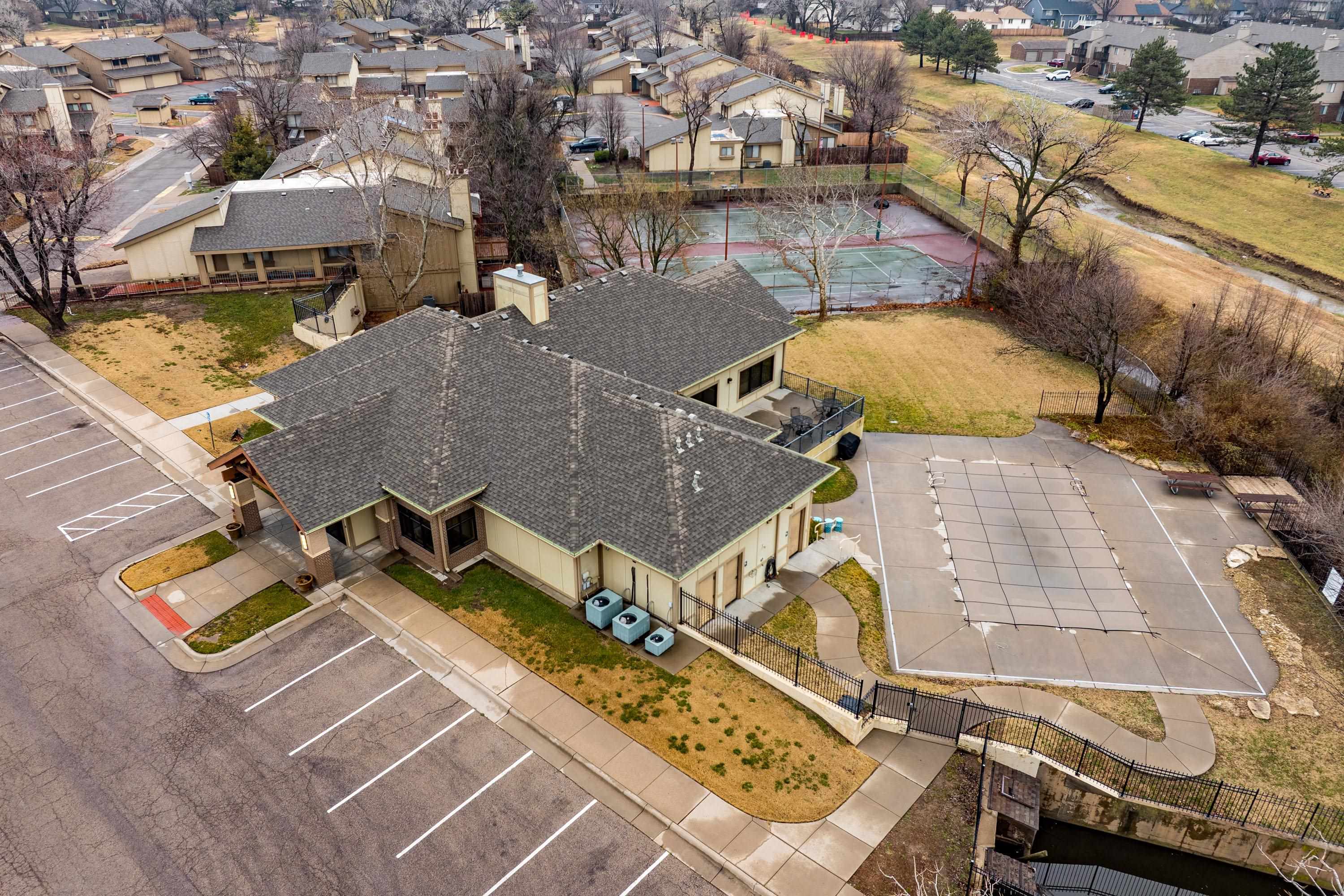 8201 E Harry Street Wichita KS 67207-4655