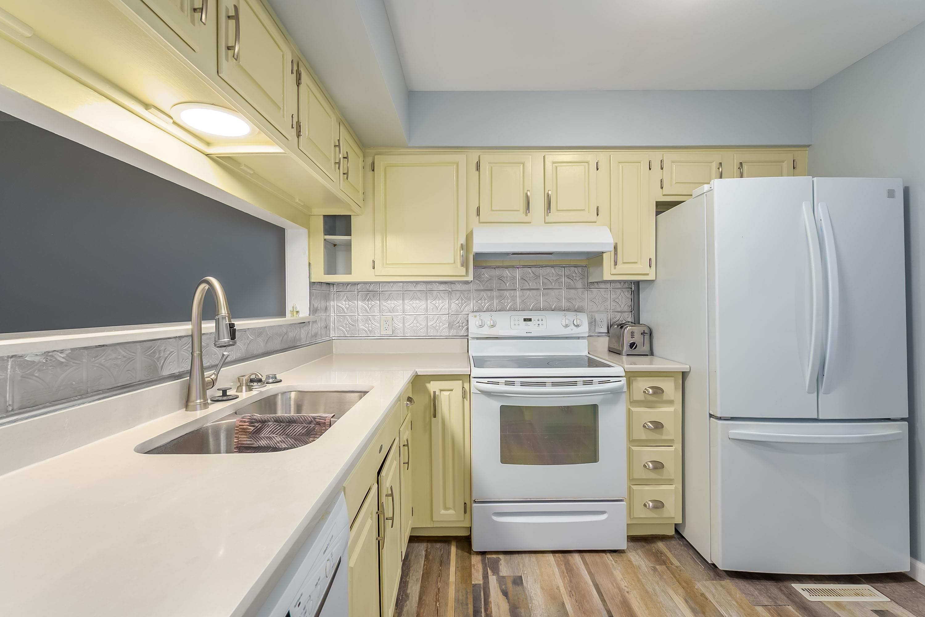 8201 E Harry Street Wichita KS 67207-4655