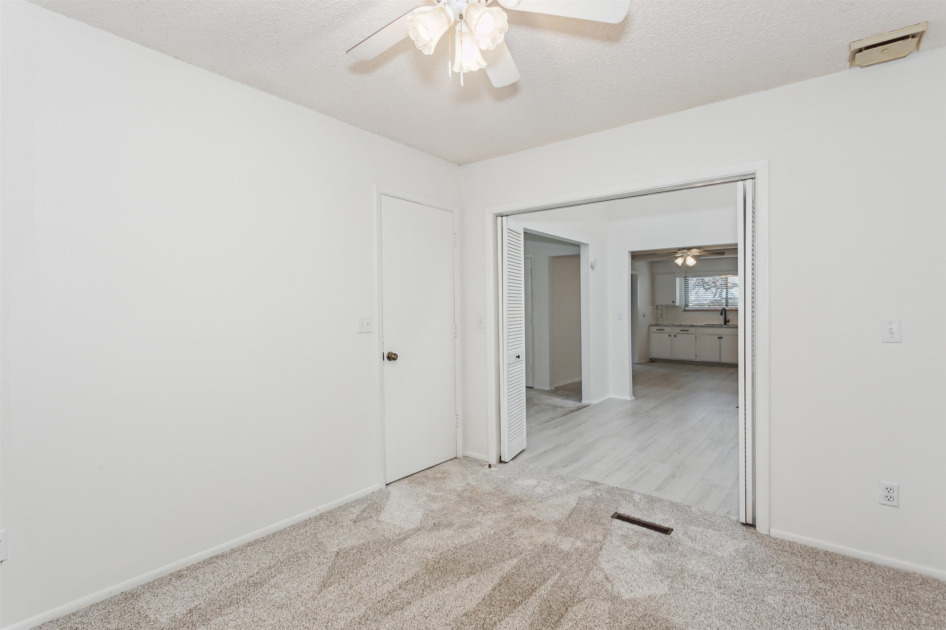 8325 E Harry Street Wichita KS 67207