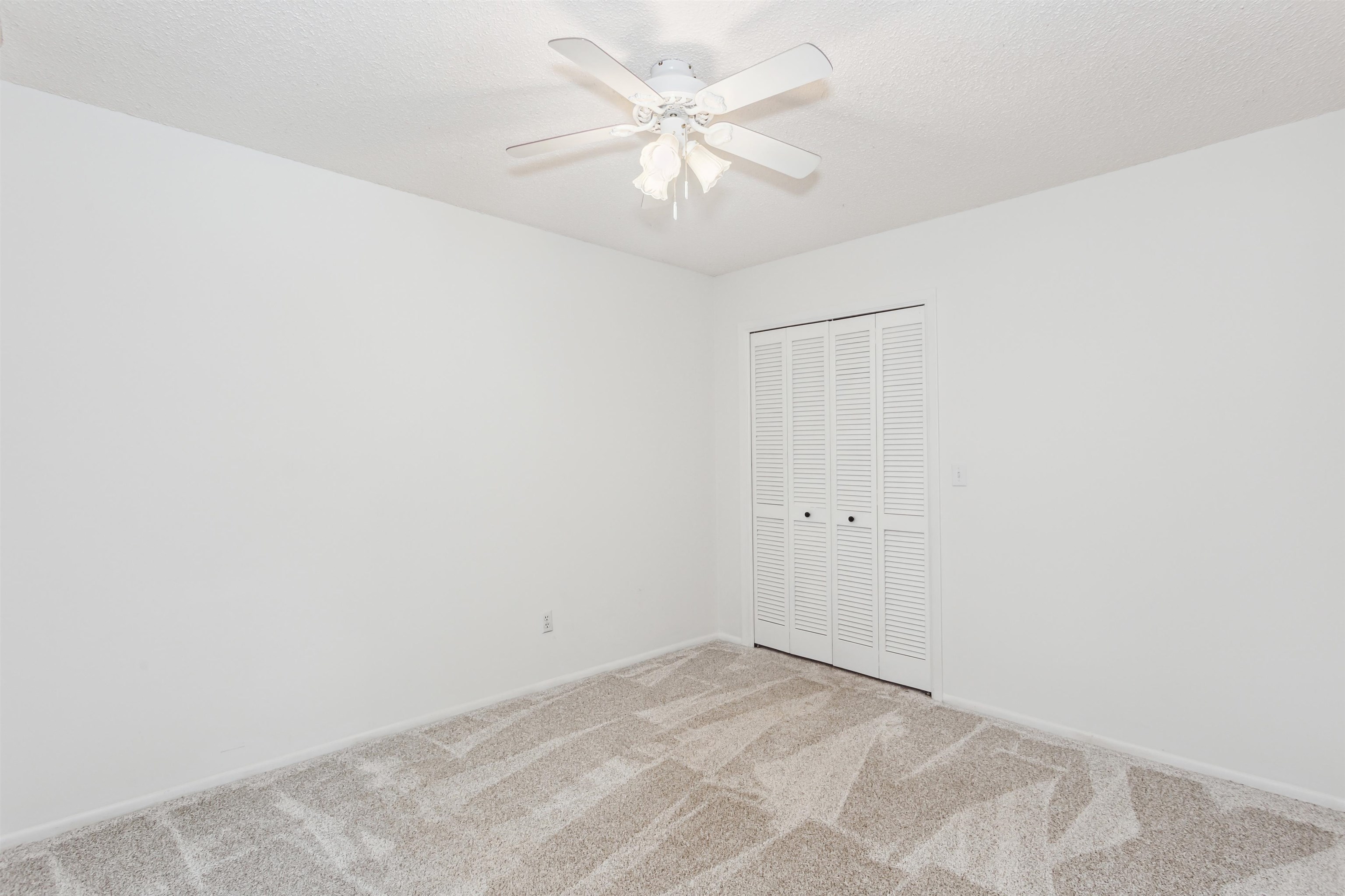 8325 E Harry Street Wichita KS 67207