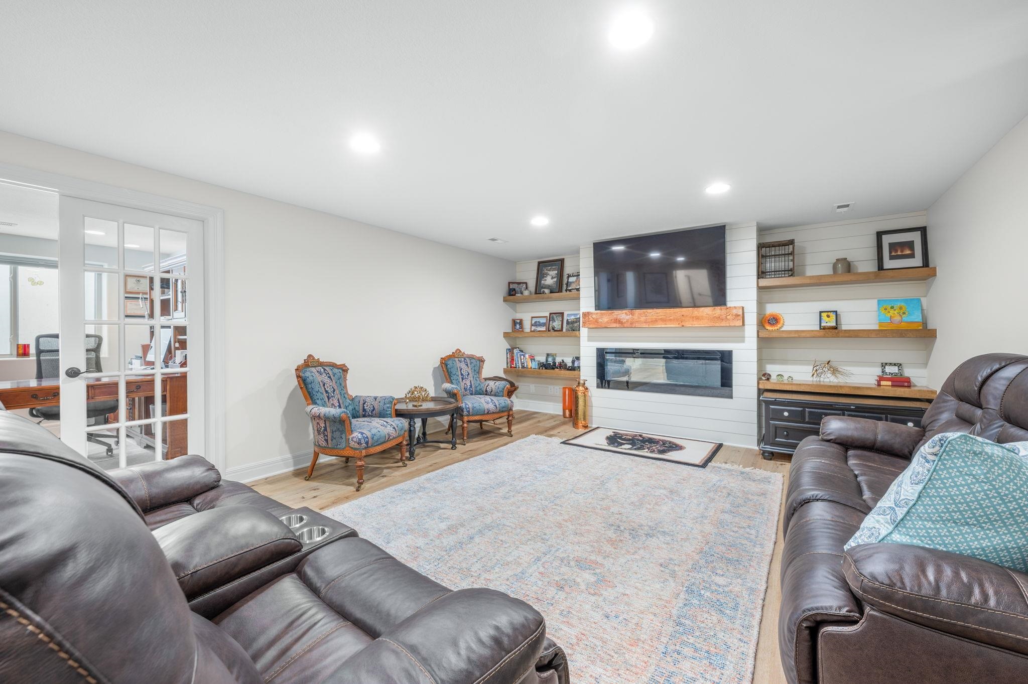 818 N Mccloud Circle Andover KS 67002