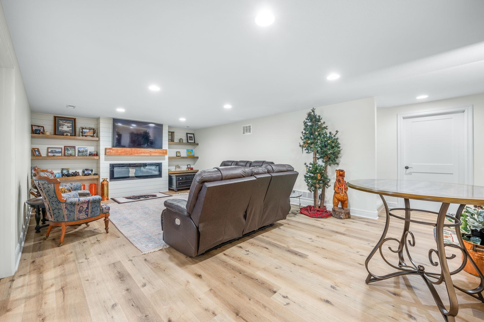 818 N Mccloud Circle Andover KS 67002