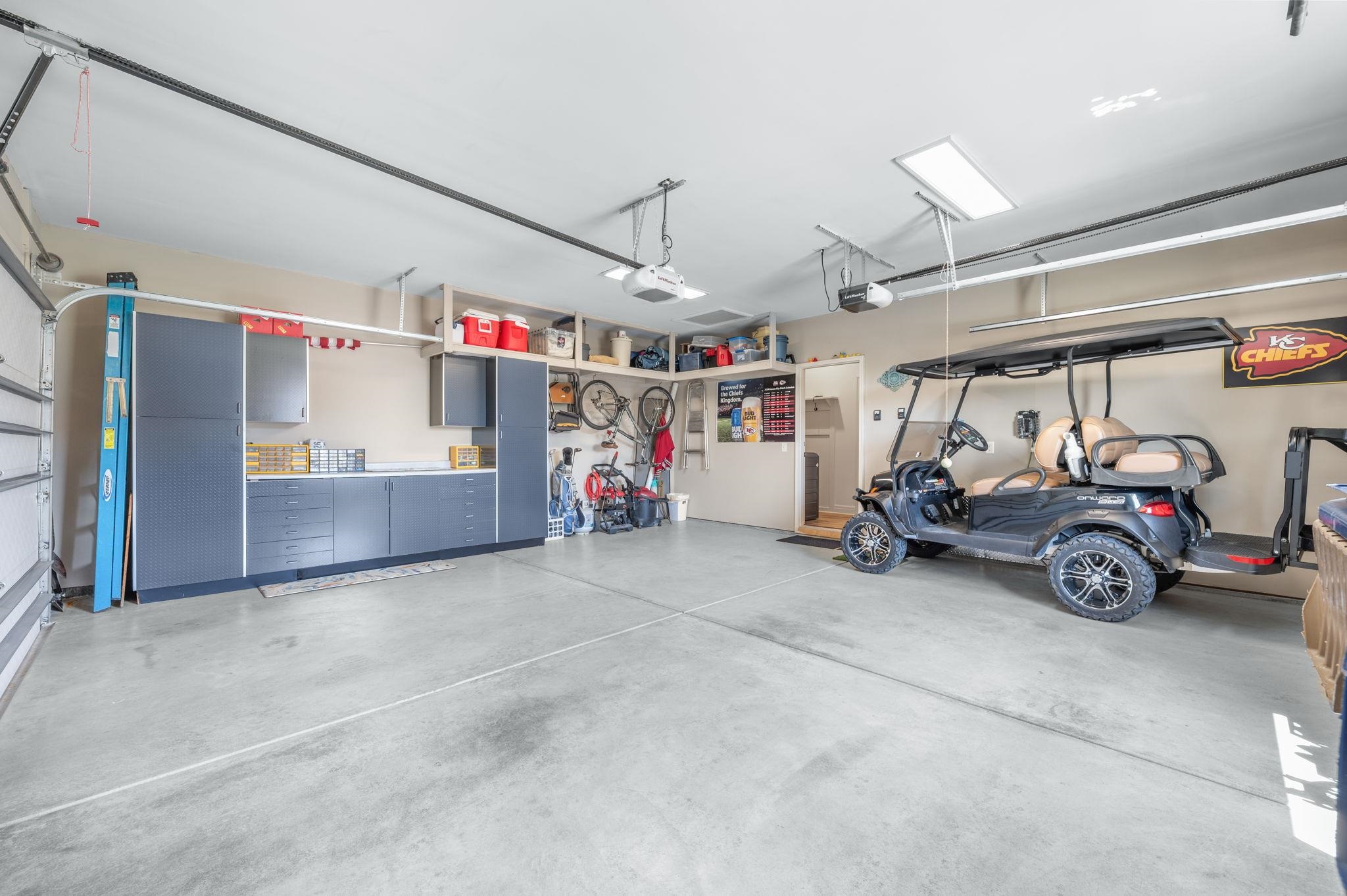 818 N Mccloud Circle Andover KS 67002