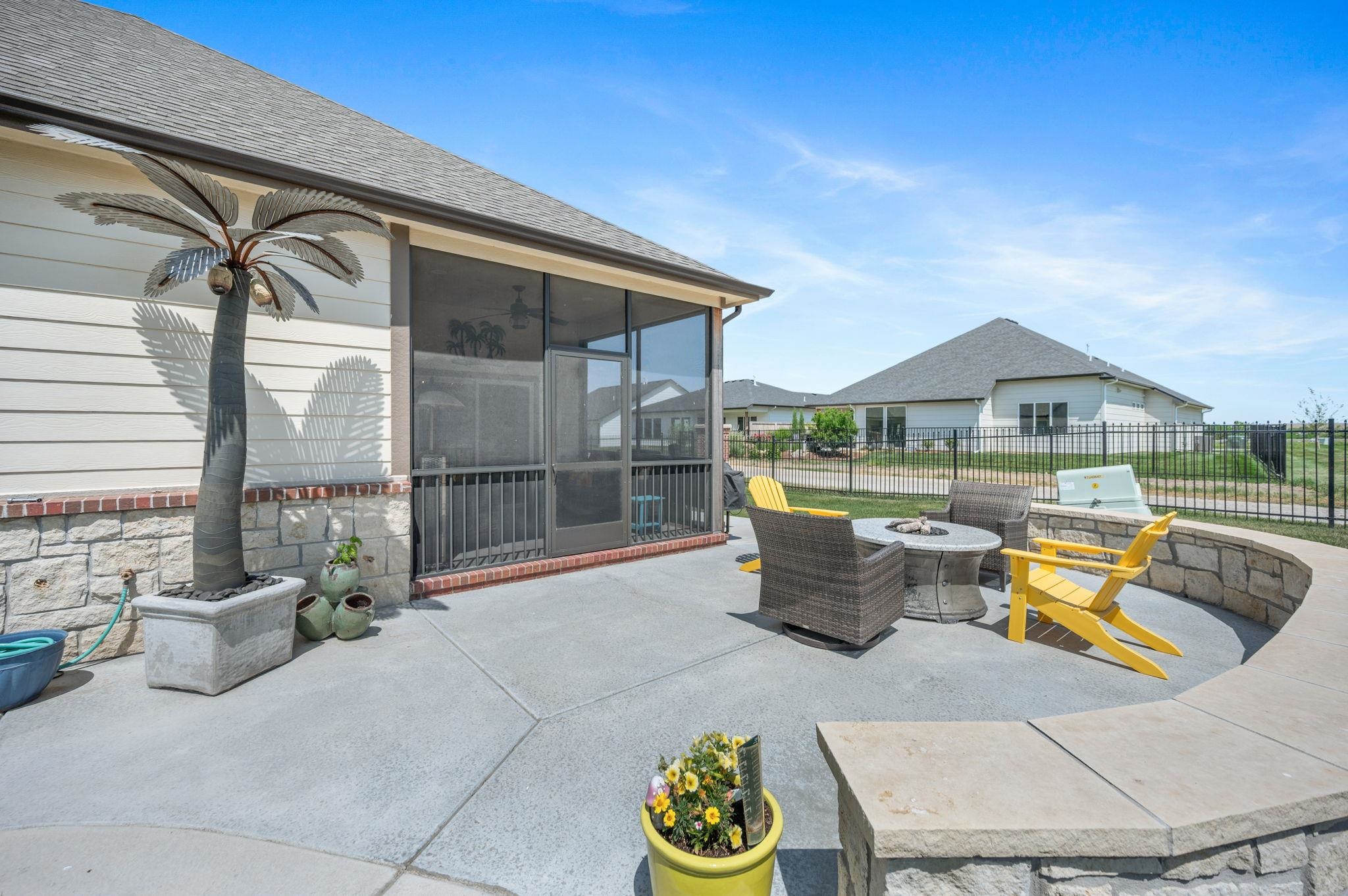 818 N Mccloud Circle Andover KS 67002