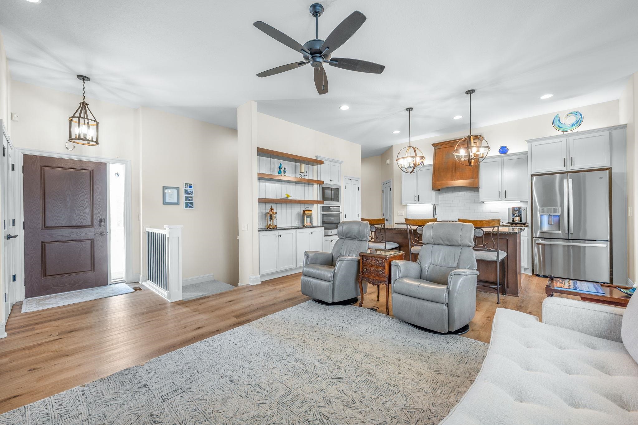 818 N Mccloud Circle Andover KS 67002