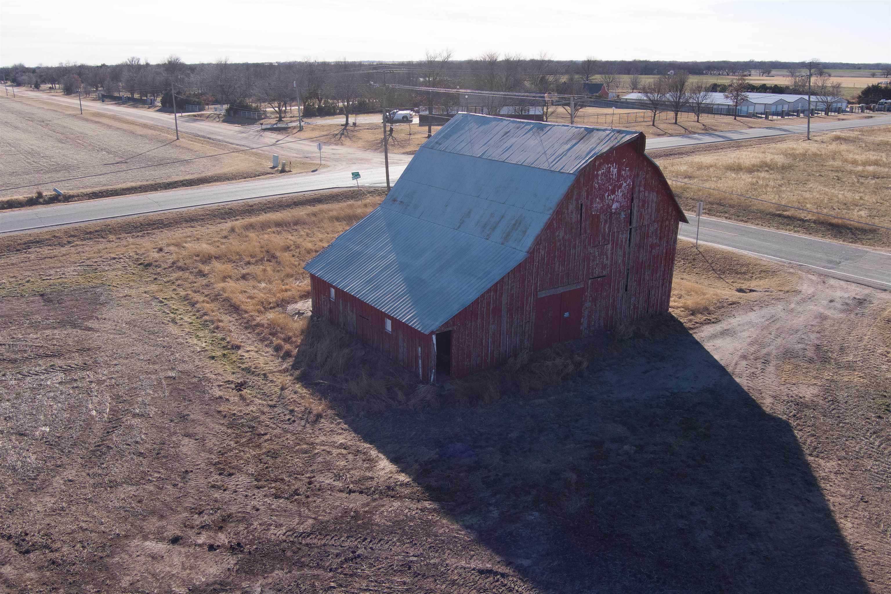 000 W Macarthur Wichita KS 67215