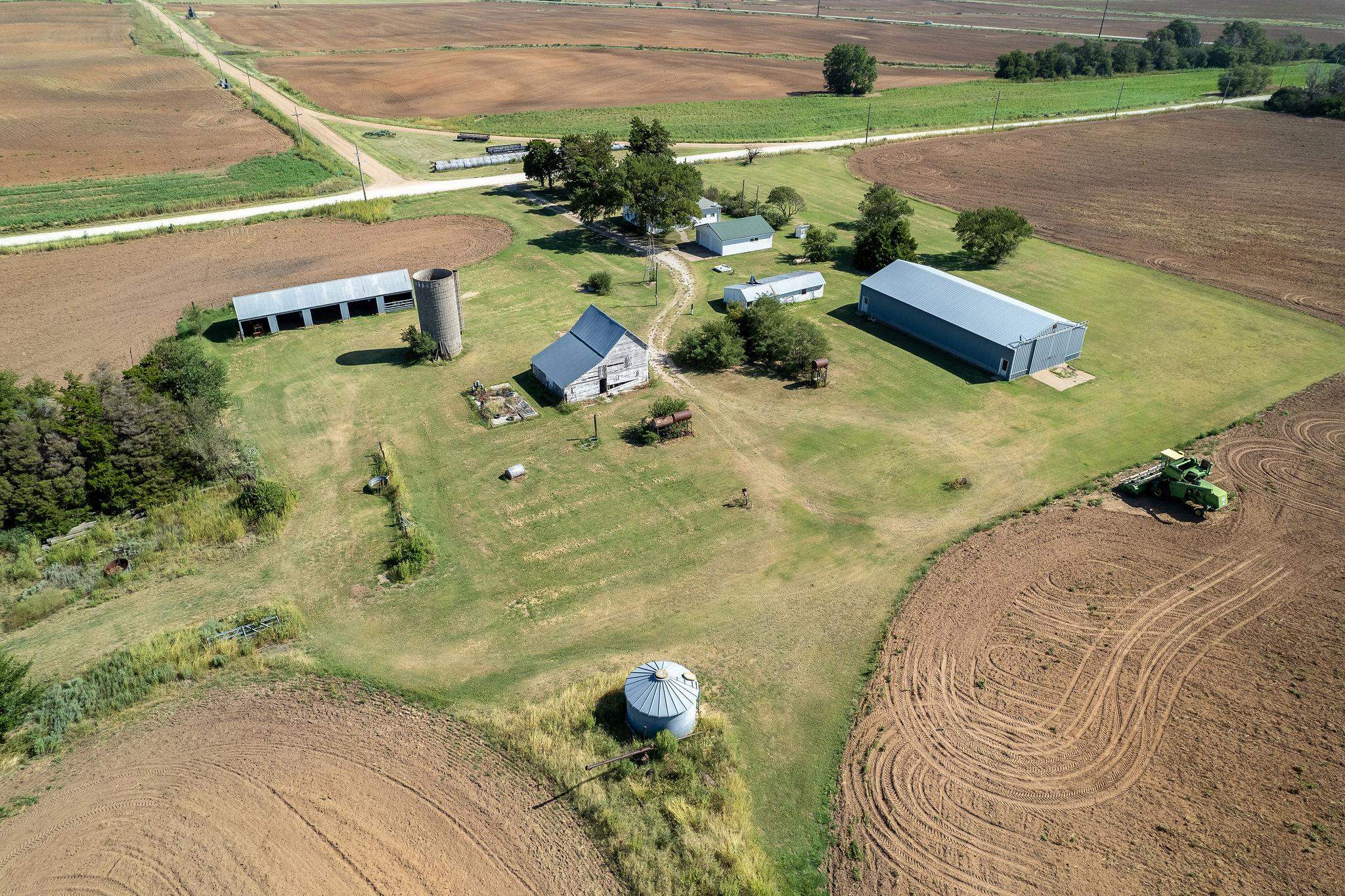 225 NW 160 Road Harper KS 67058