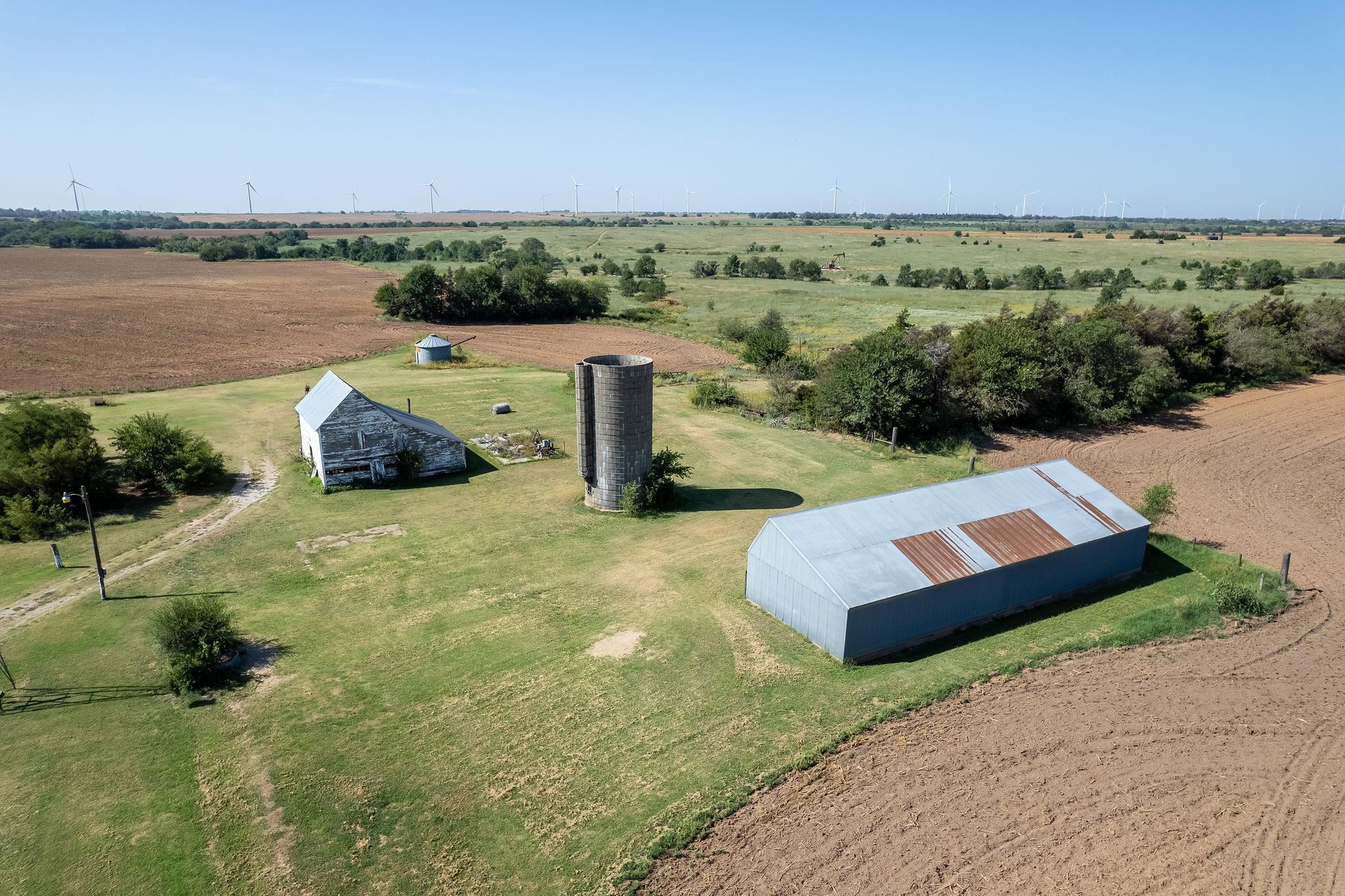 225 NW 160 Road Harper KS 67058