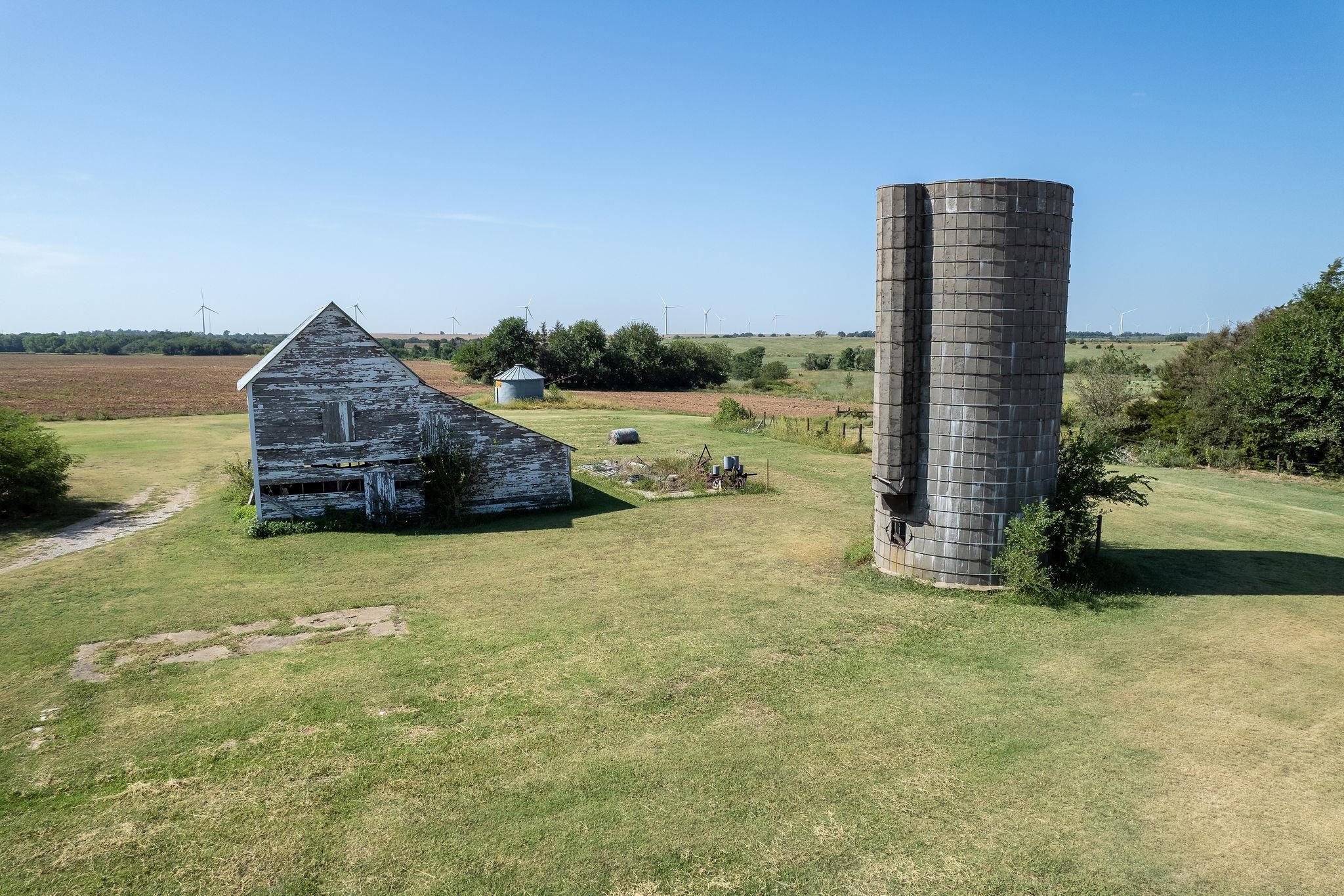 225 NW 160 Road Harper KS 67058