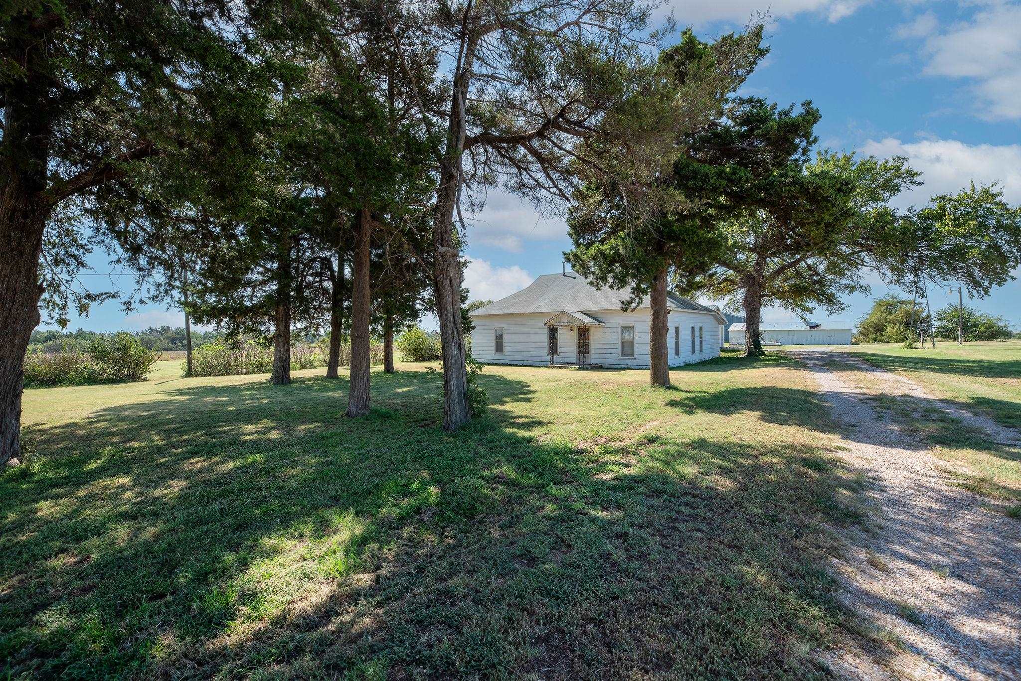 225 NW 160 Road Harper KS 67058