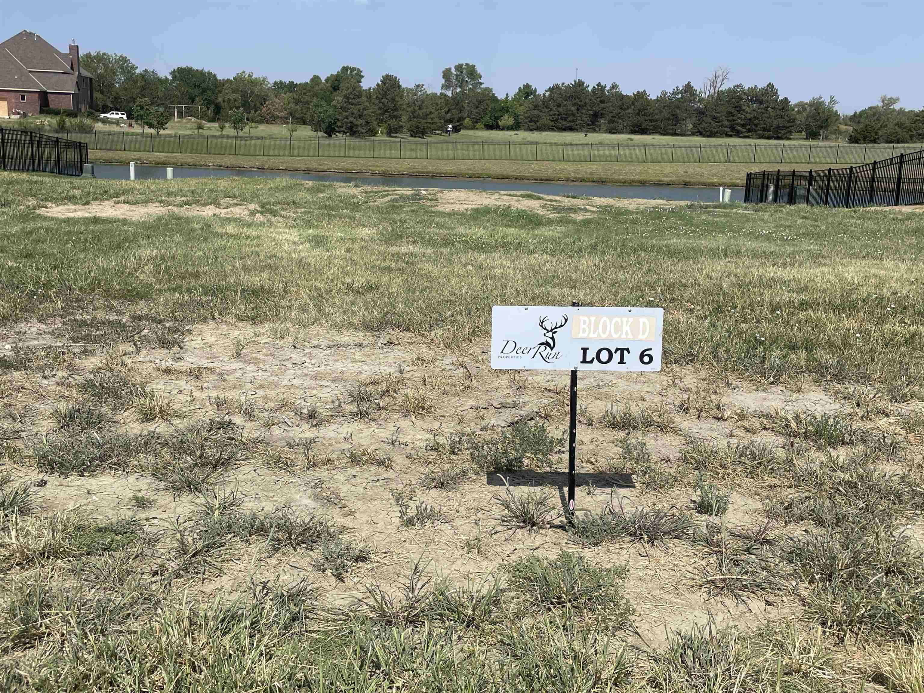 8466 E Deer Run Bel Aire KS 67226